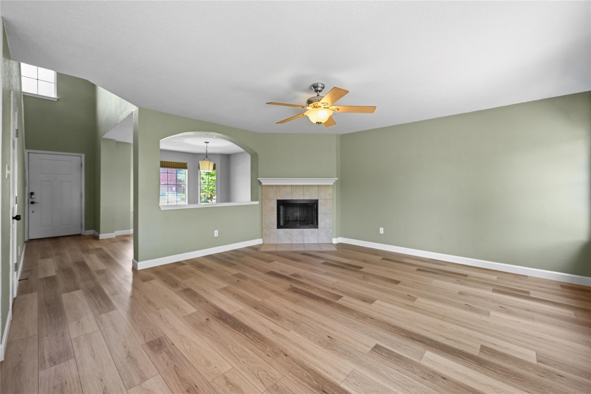 1603 Jennifer CT