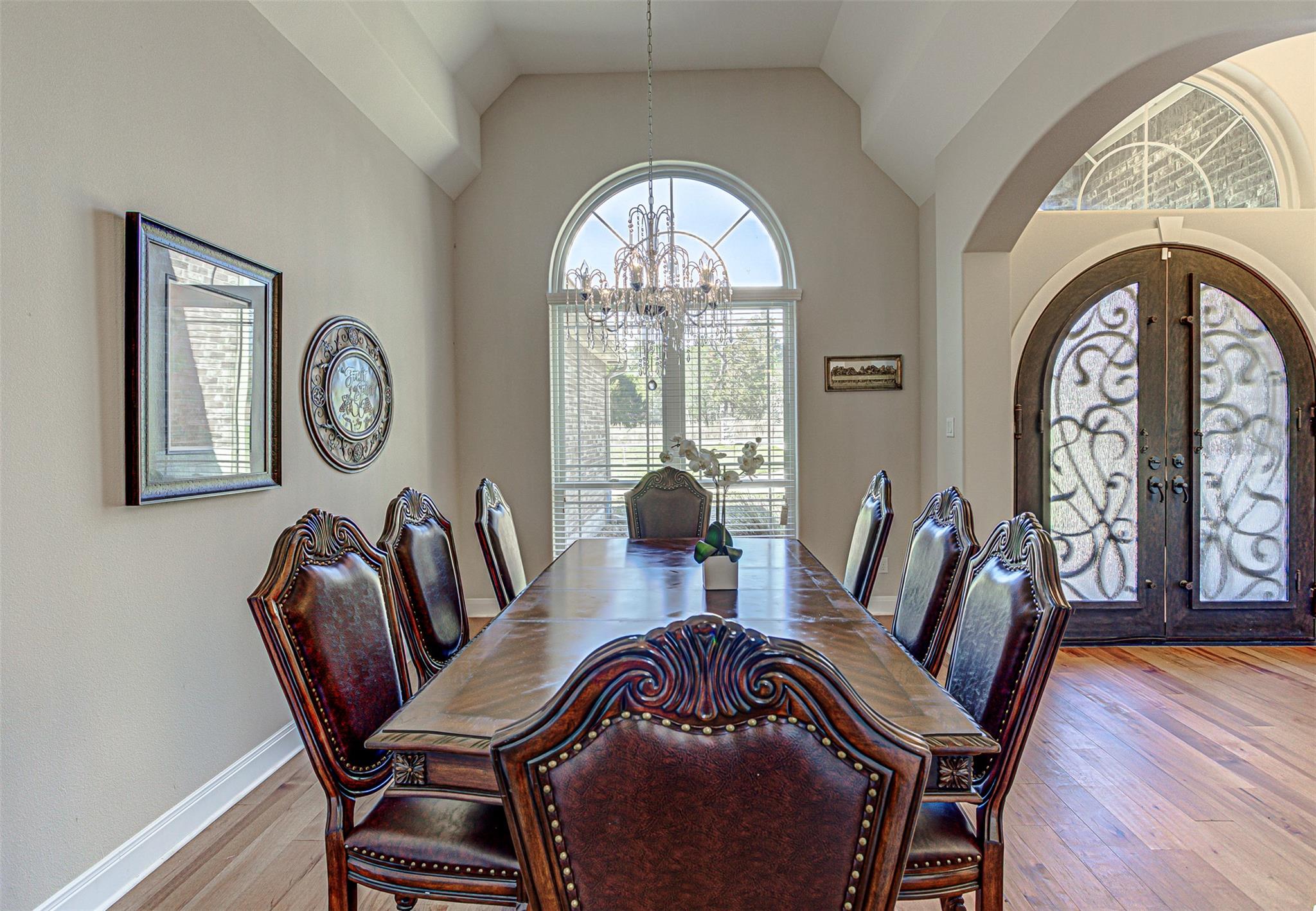 105 Arbors CIR