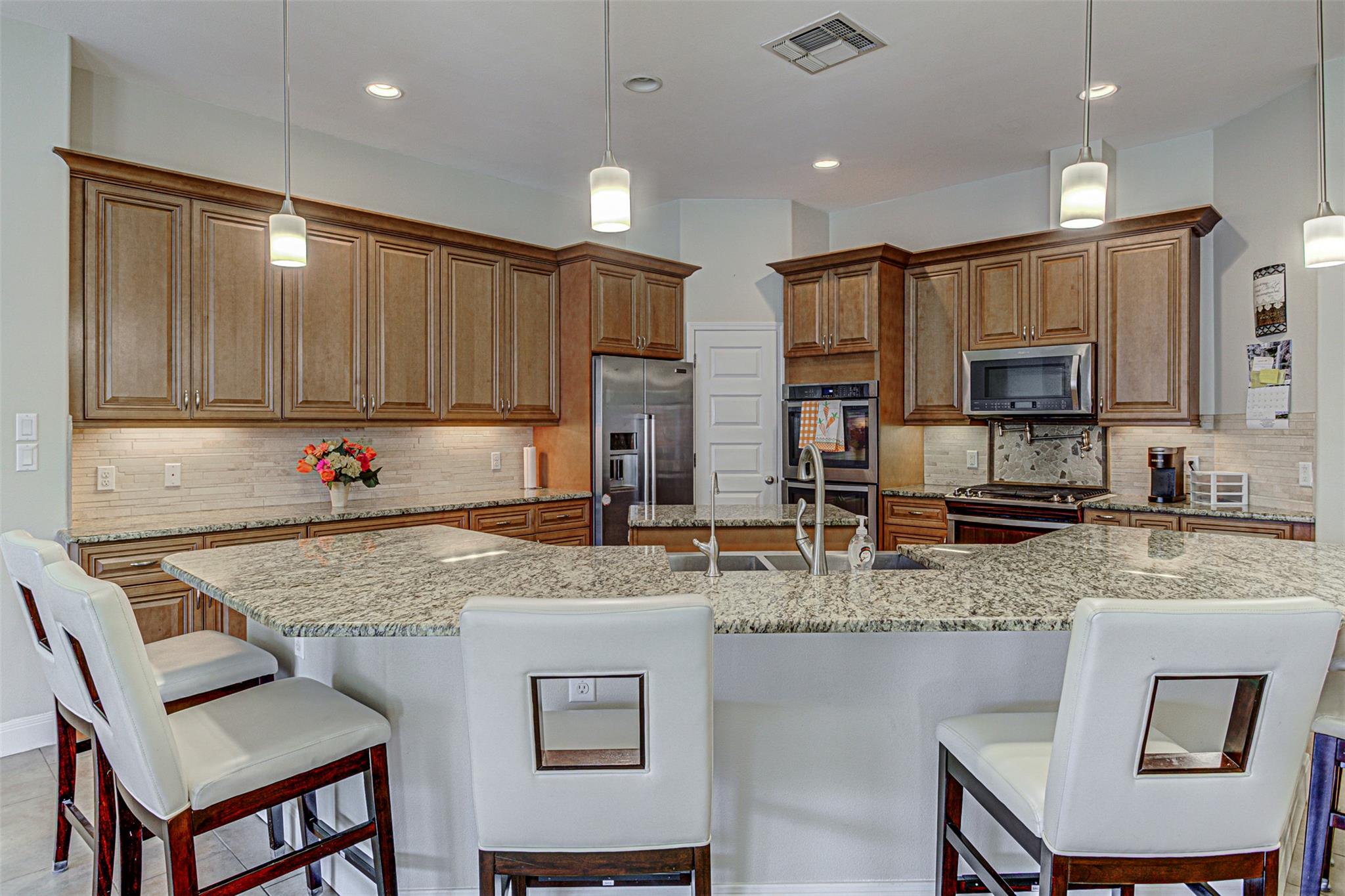 105 Arbors CIR