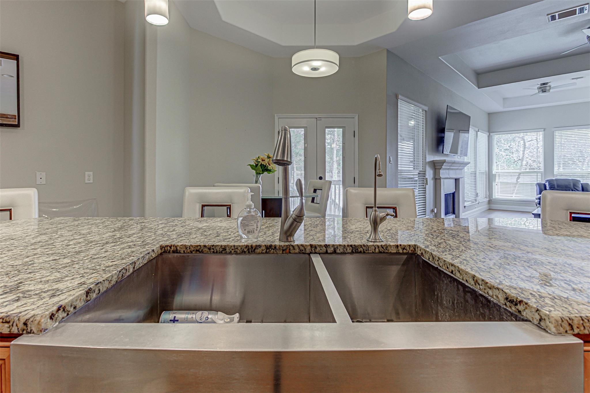 105 Arbors CIR