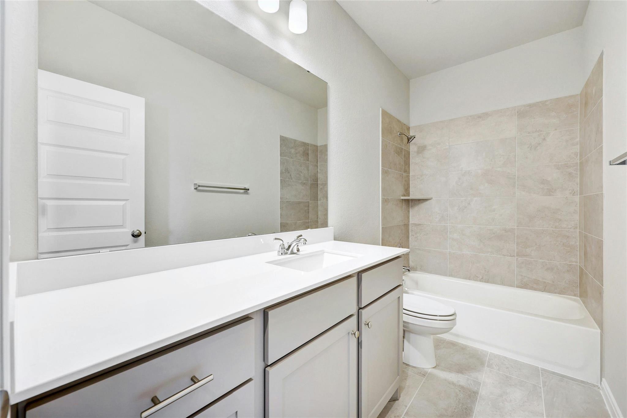 105 Danielson ST