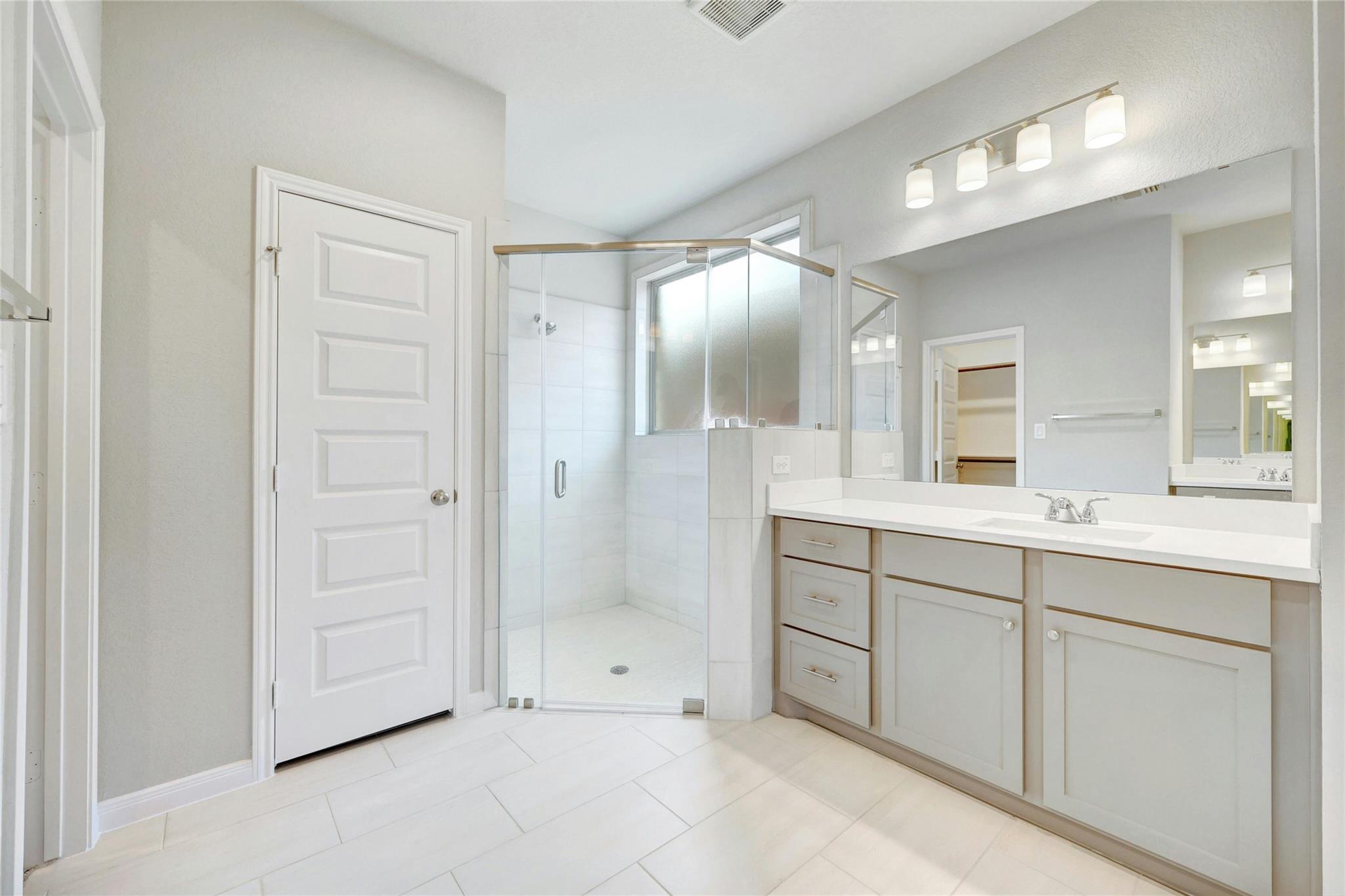 105 Danielson ST