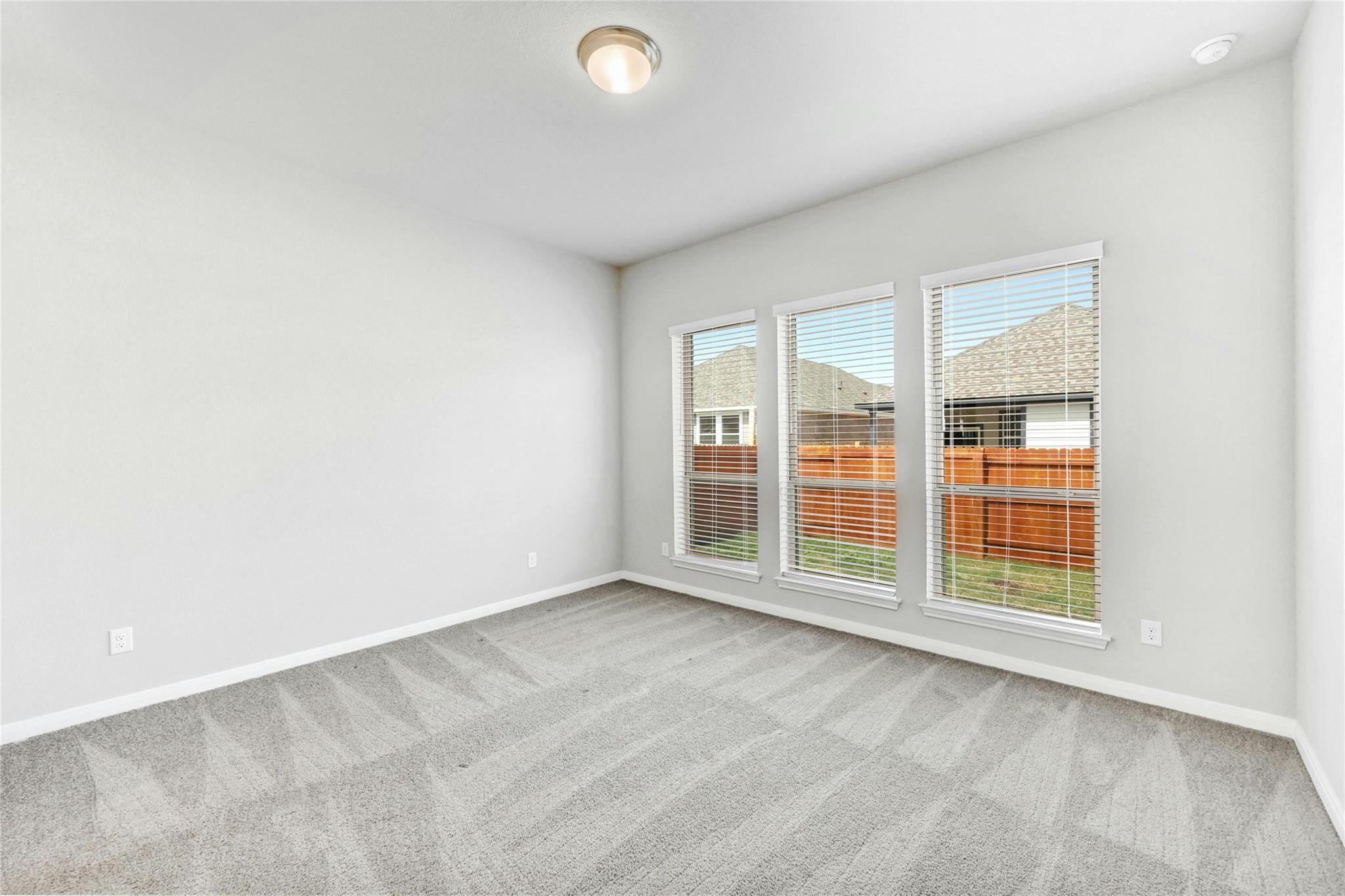 105 Danielson ST