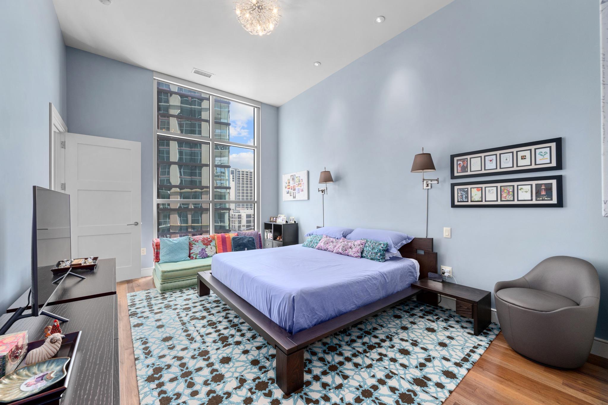98 San Jacinto BLVD # 1306