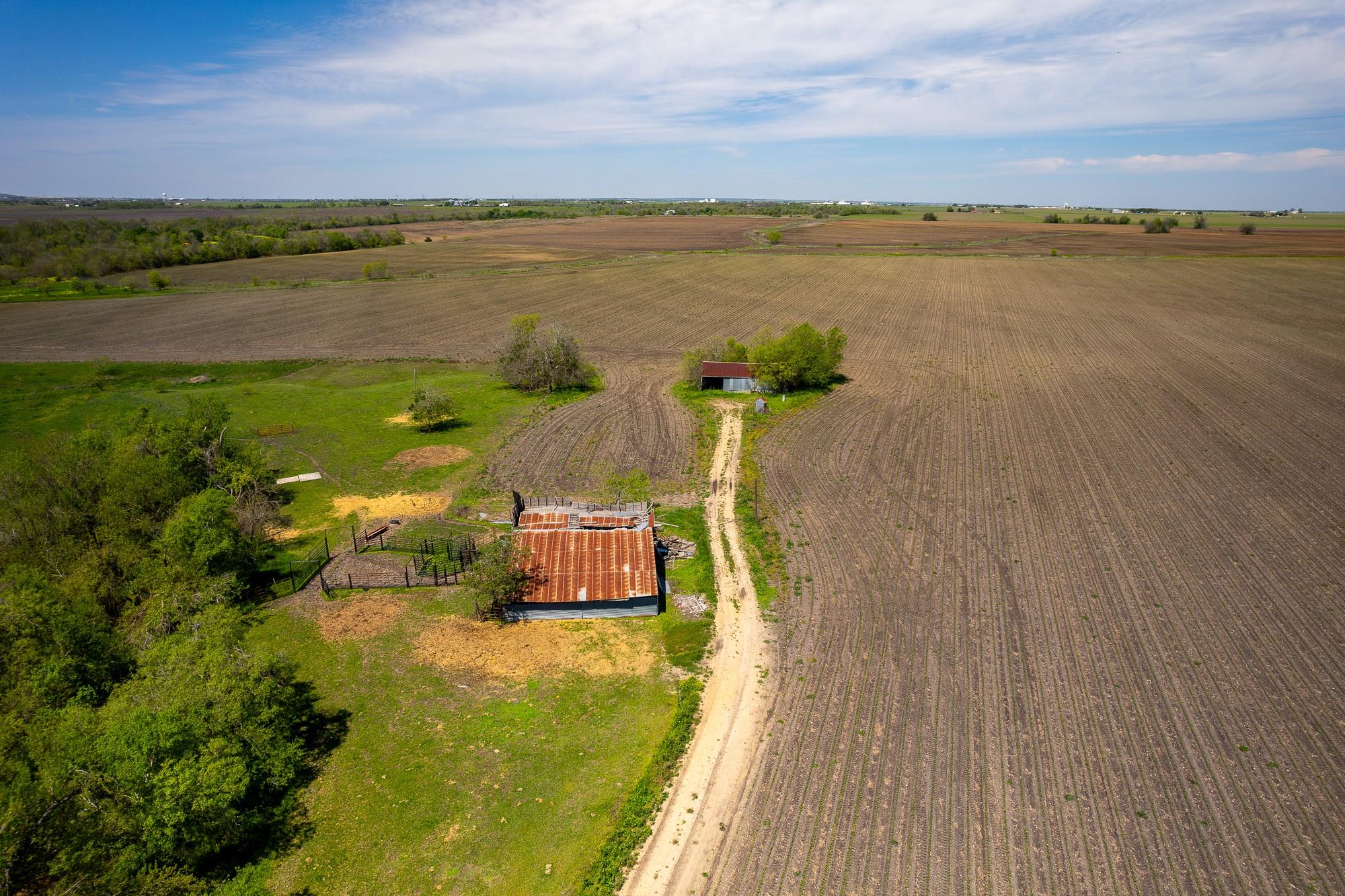 901 County Road 398