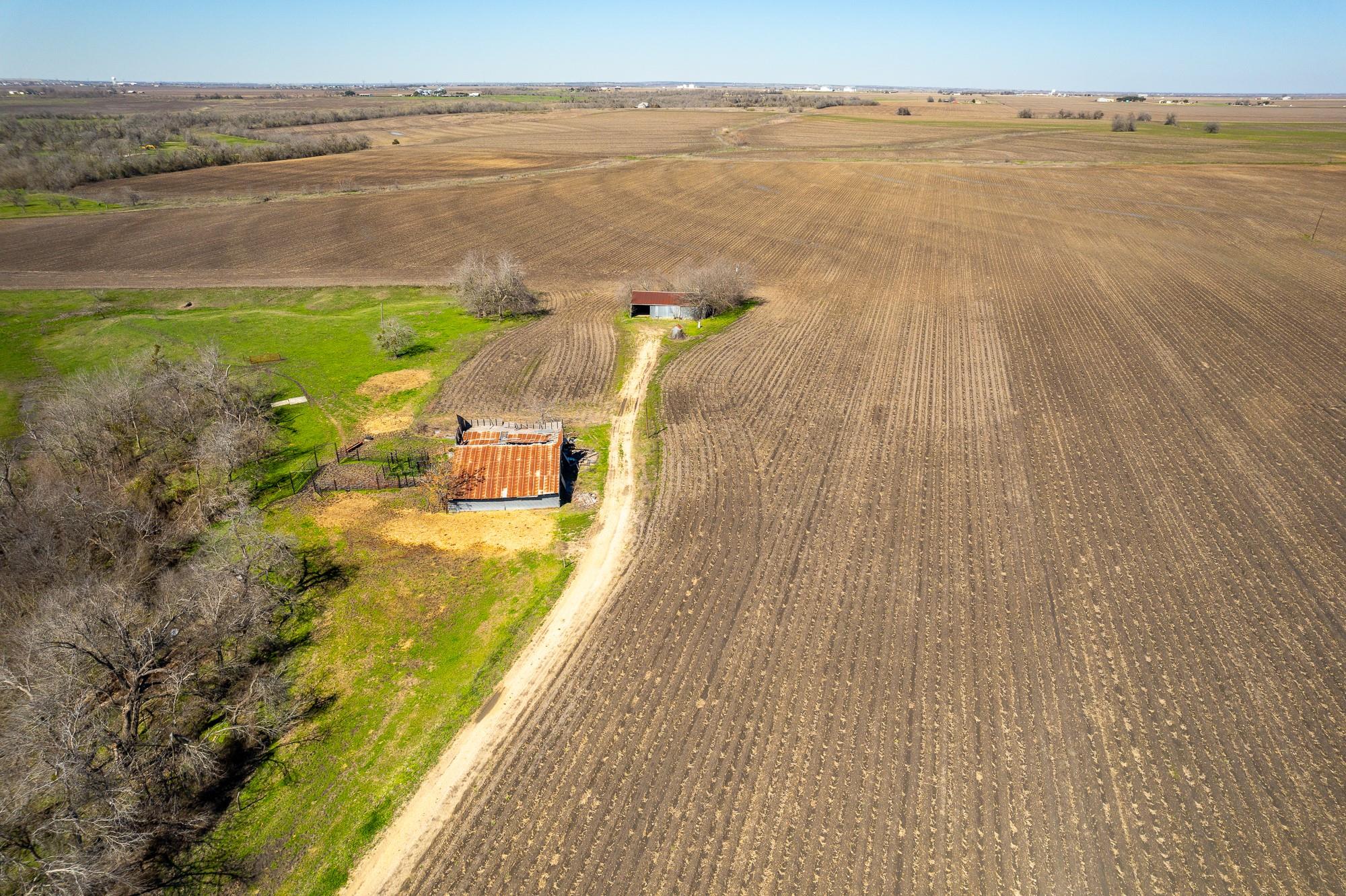 901 County Road 398