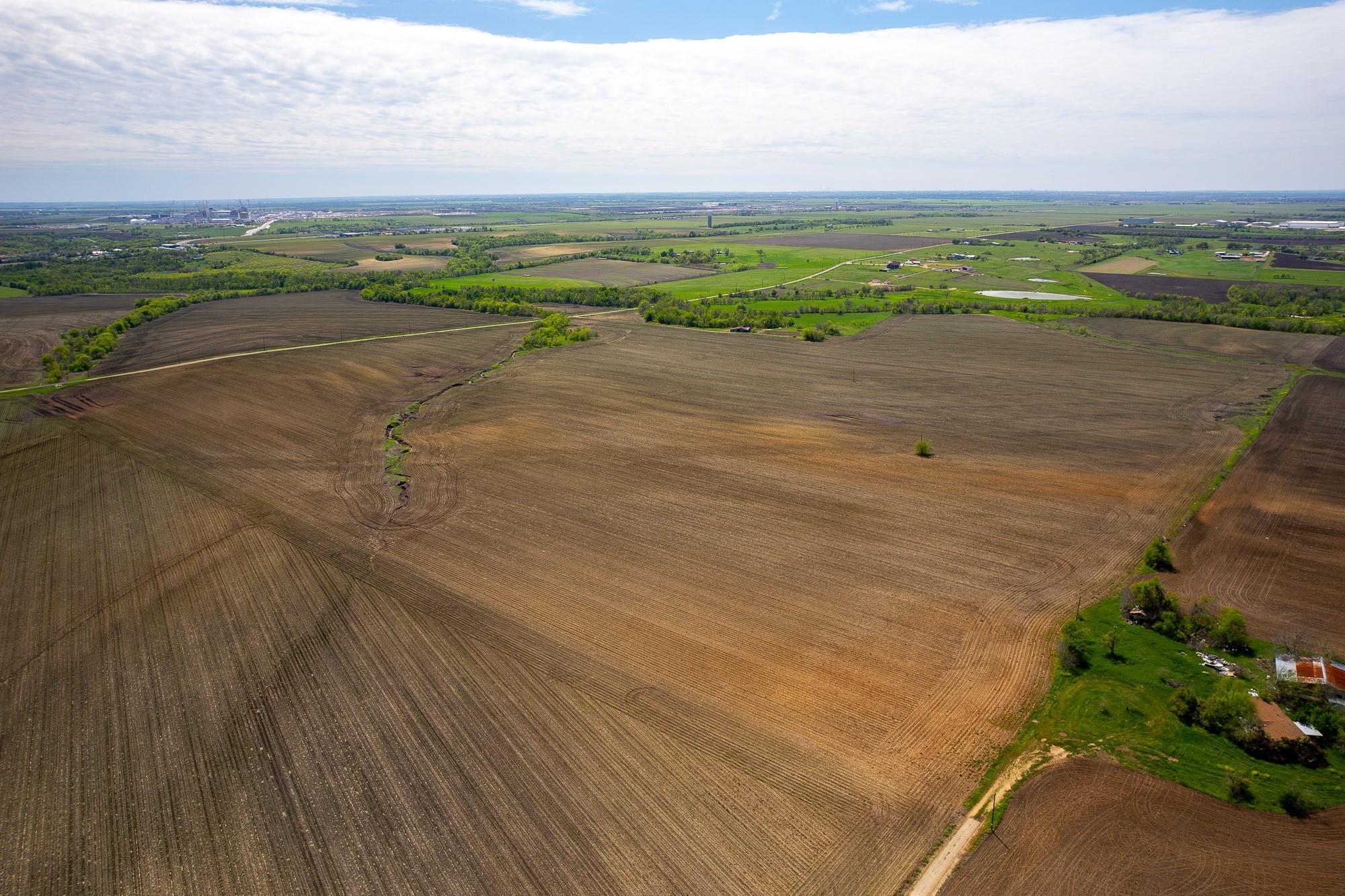 901 County Road 398