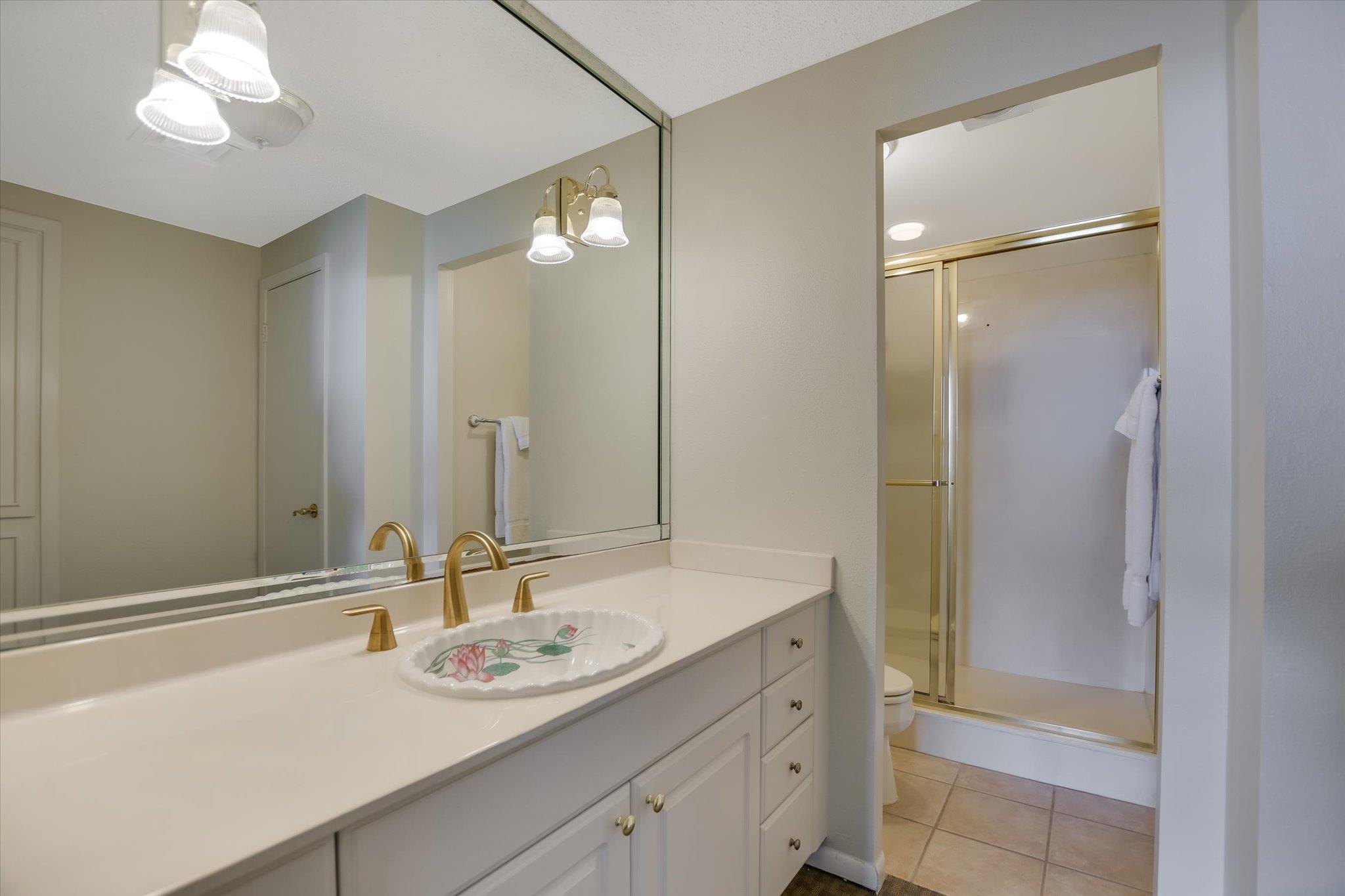 1801 Lavaca ST # F Unit: 14-F