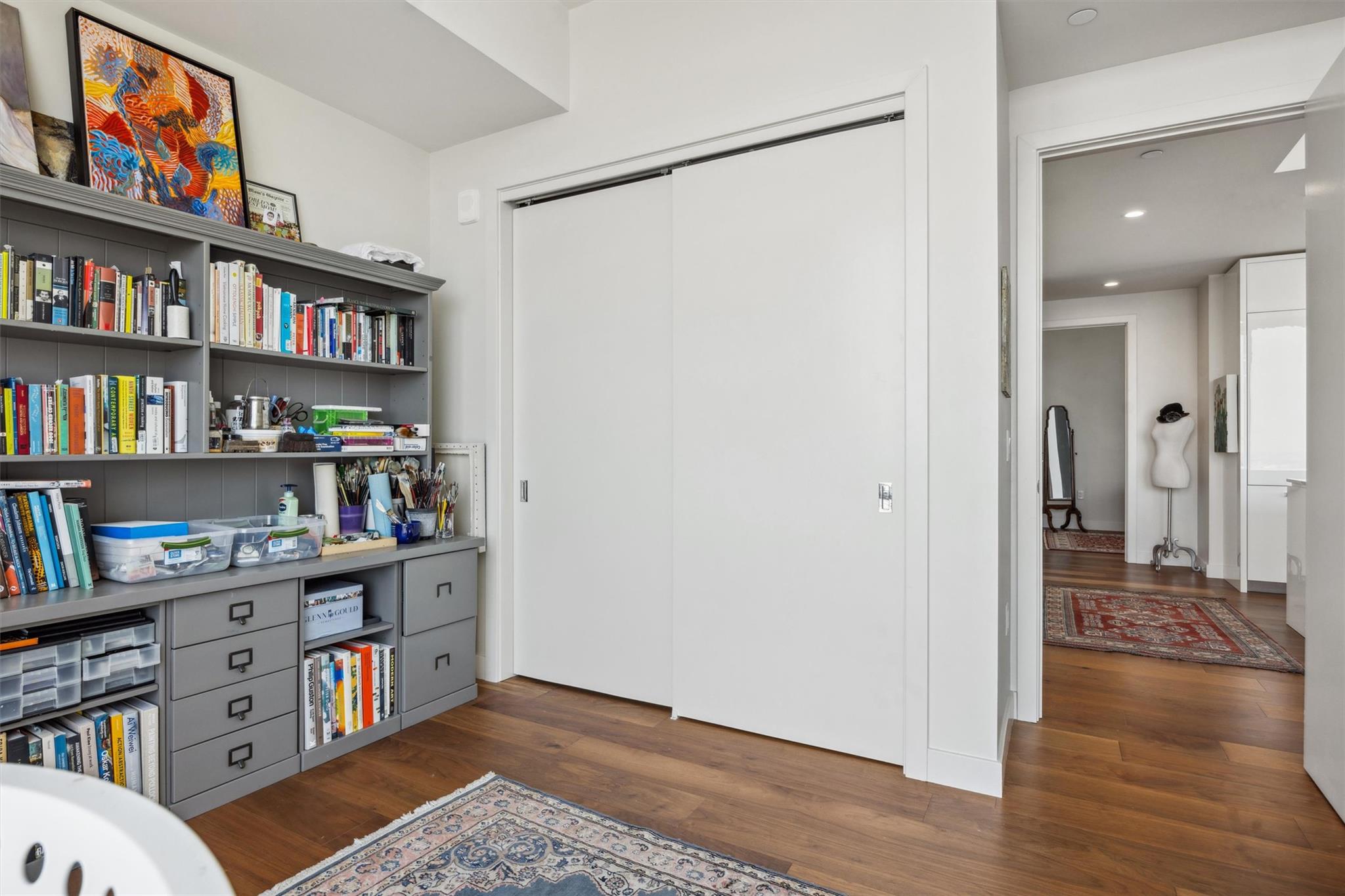 44 East Ave # 2607