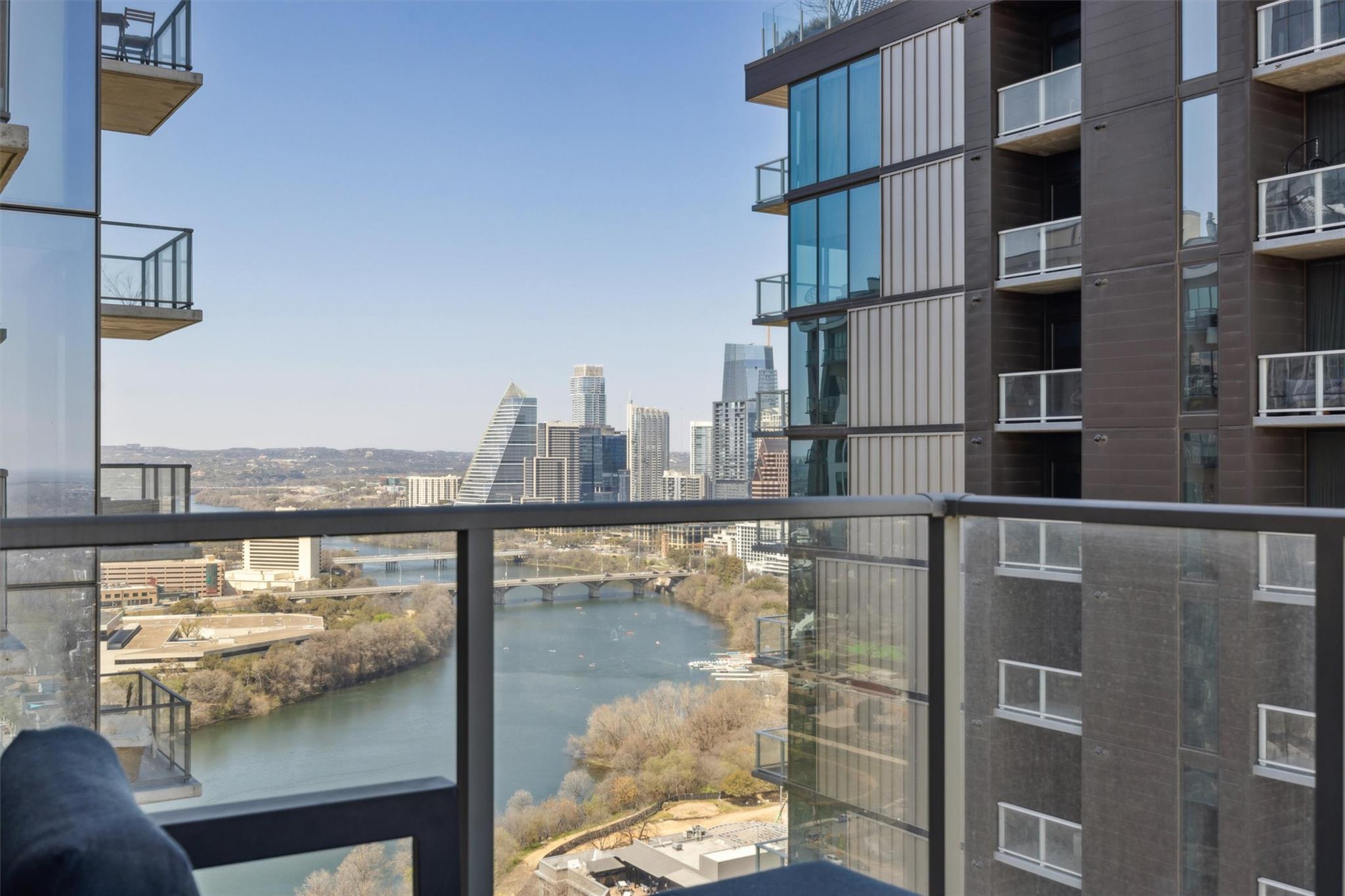 44 East Ave # 2607