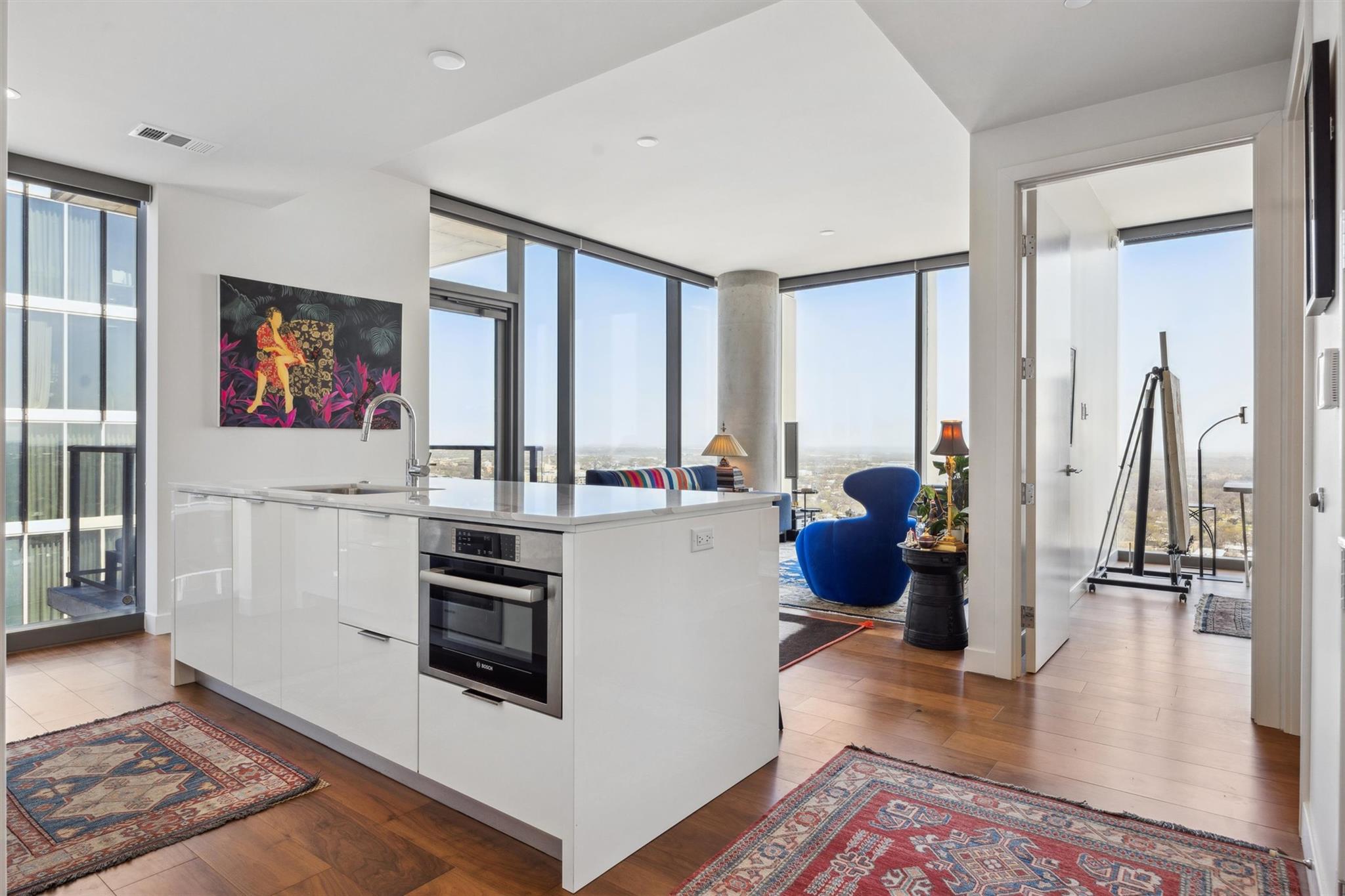 44 East Ave # 2607