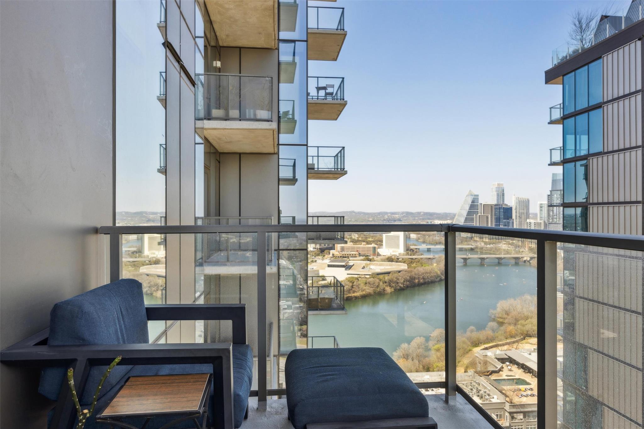 44 East Ave # 2607
