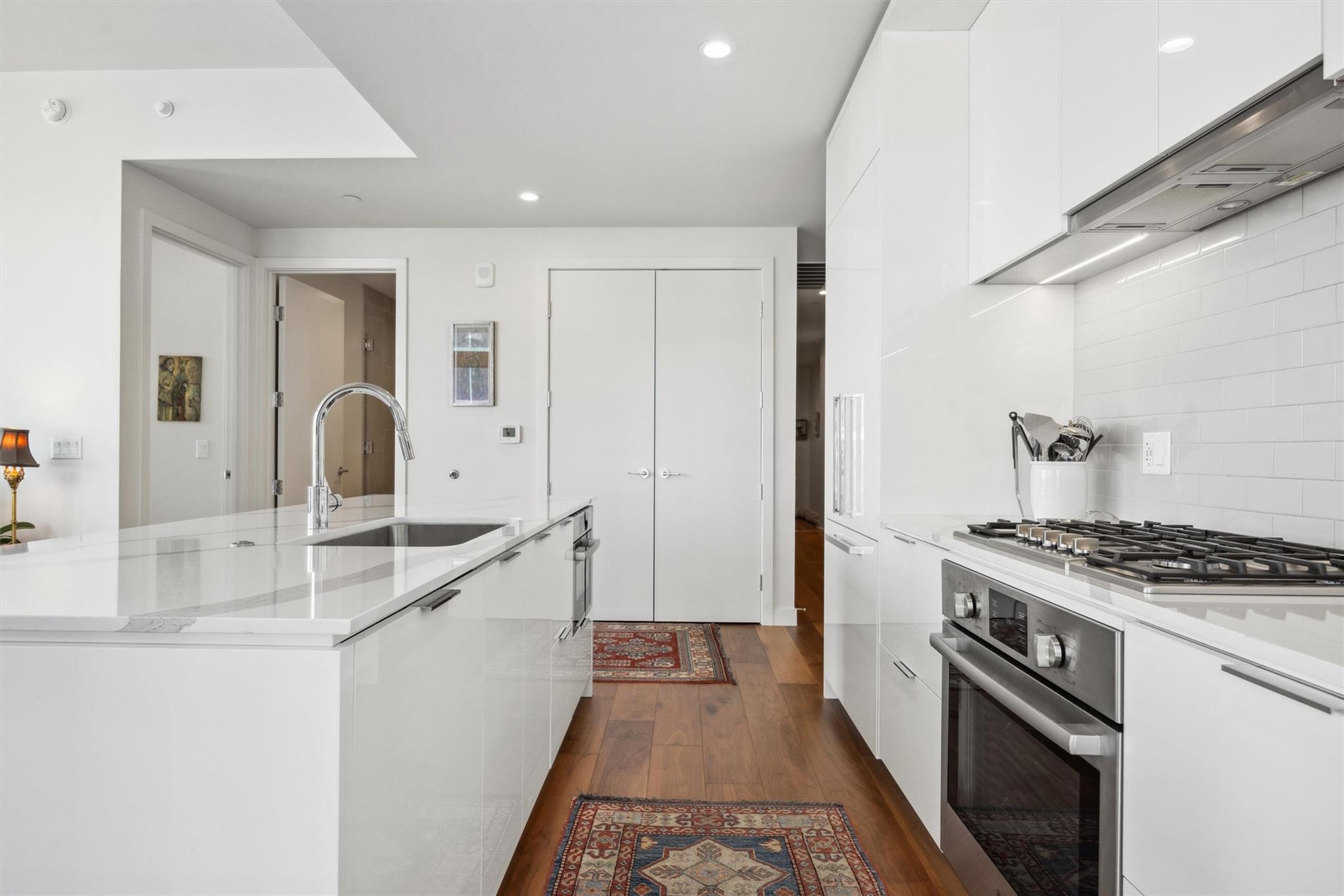 44 East Ave # 2607
