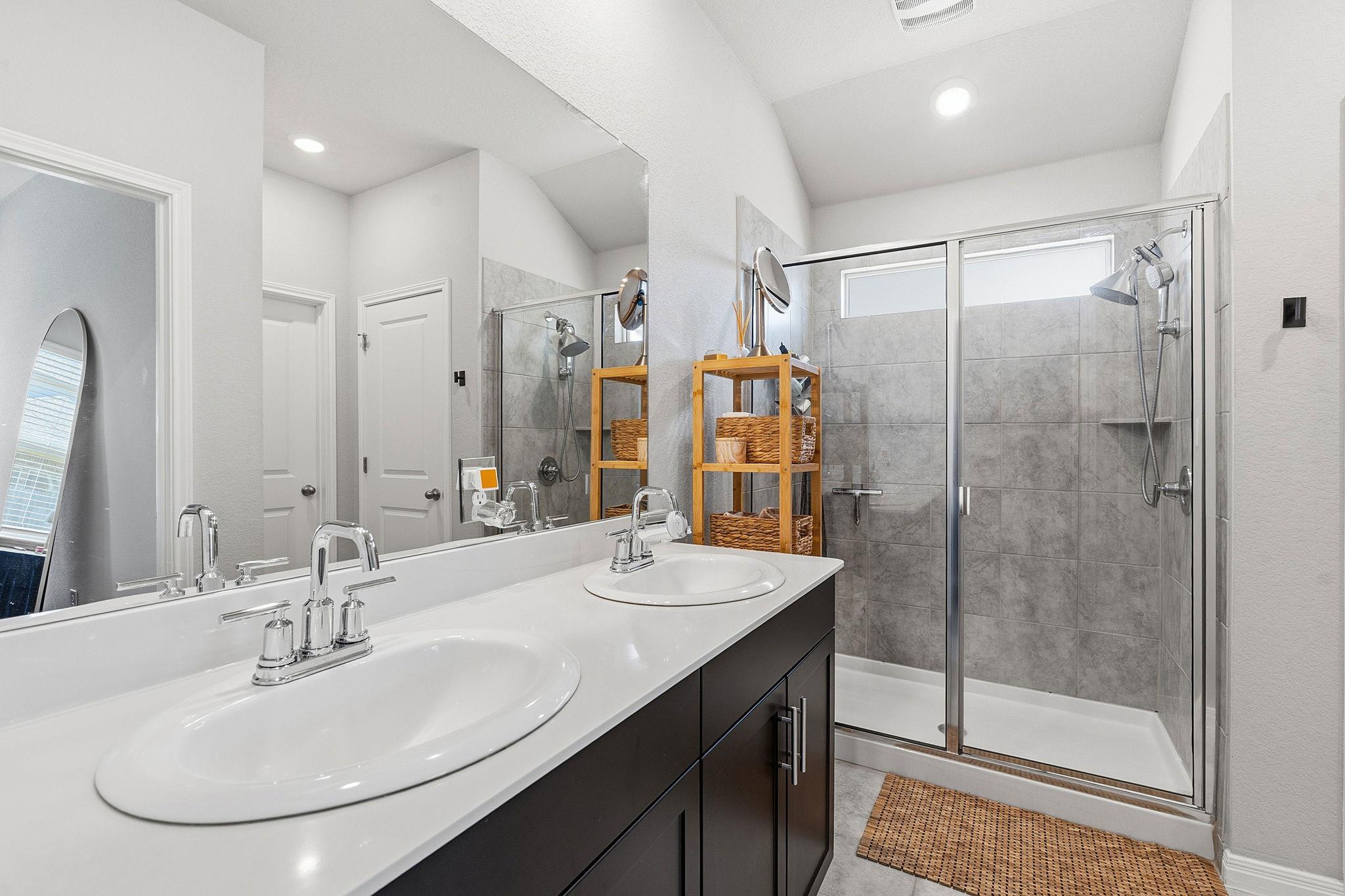 14505 Heartland DR