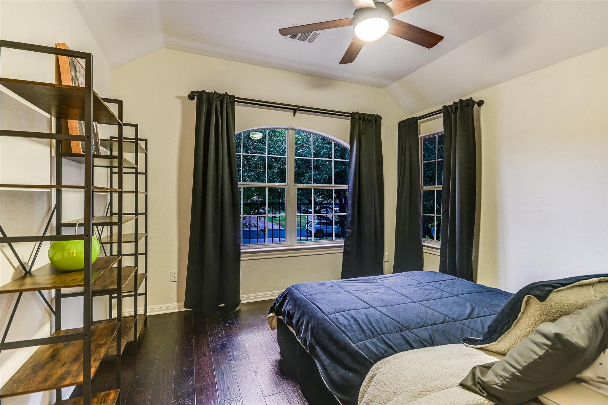 43 LOST MEADOW TRL