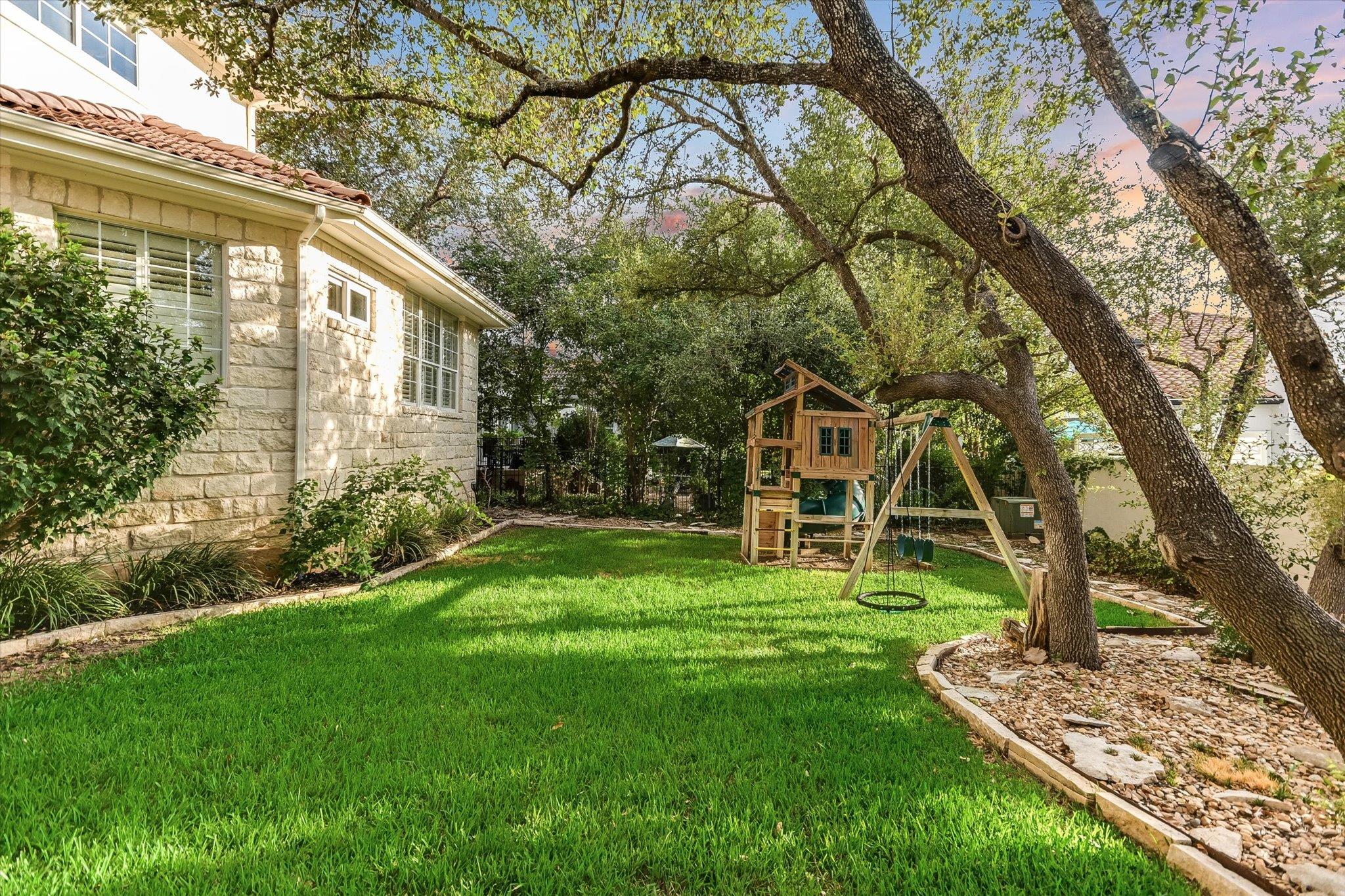 43 LOST MEADOW TRL
