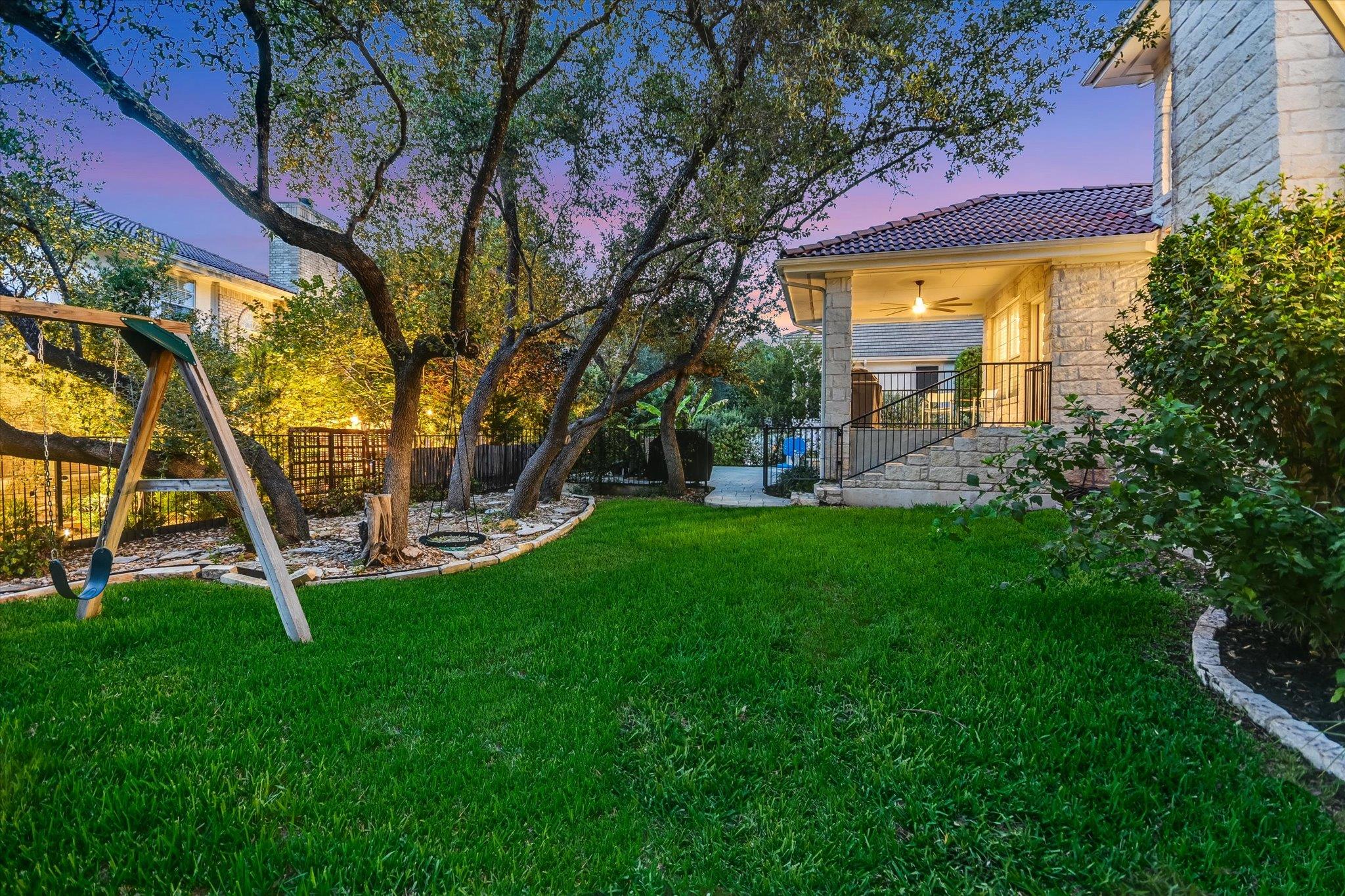 43 LOST MEADOW TRL
