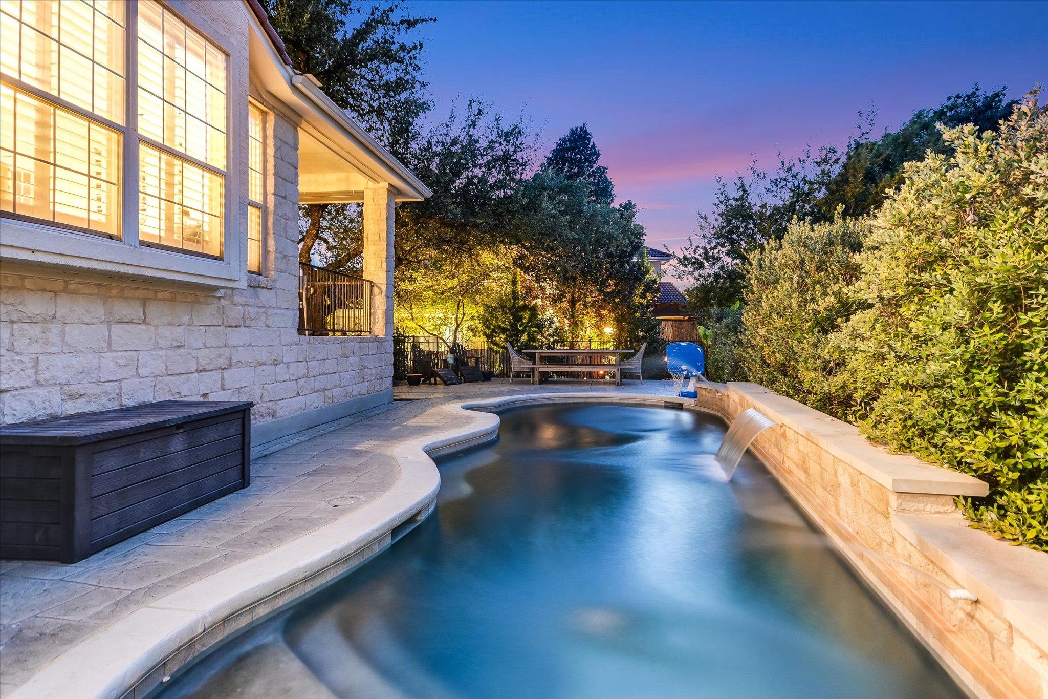 43 LOST MEADOW TRL
