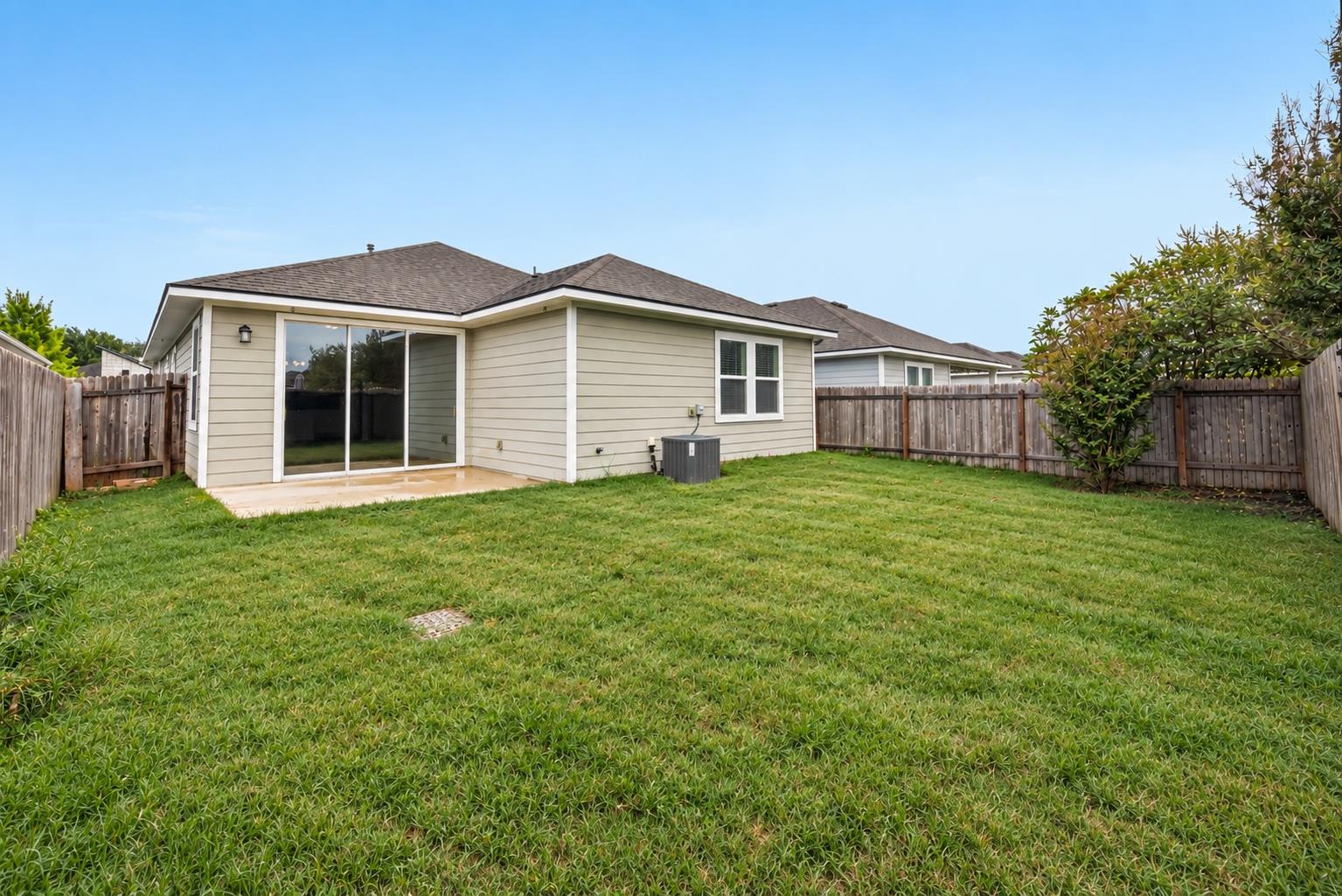 128 Lacey Oak LOOP