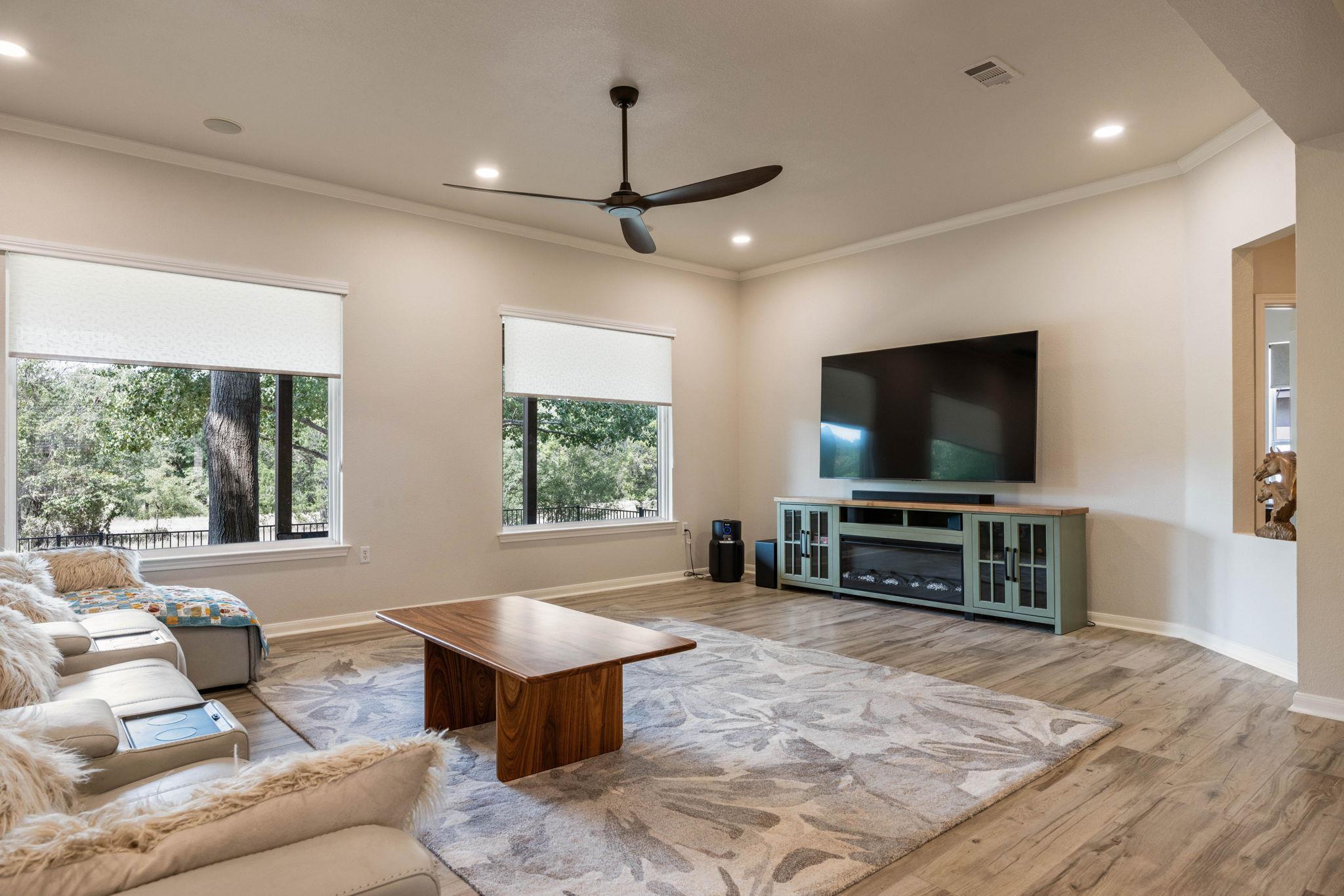 125 Crystal Springs DR