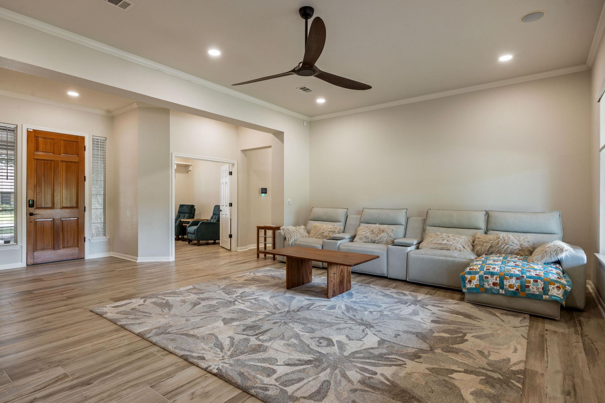 125 Crystal Springs DR