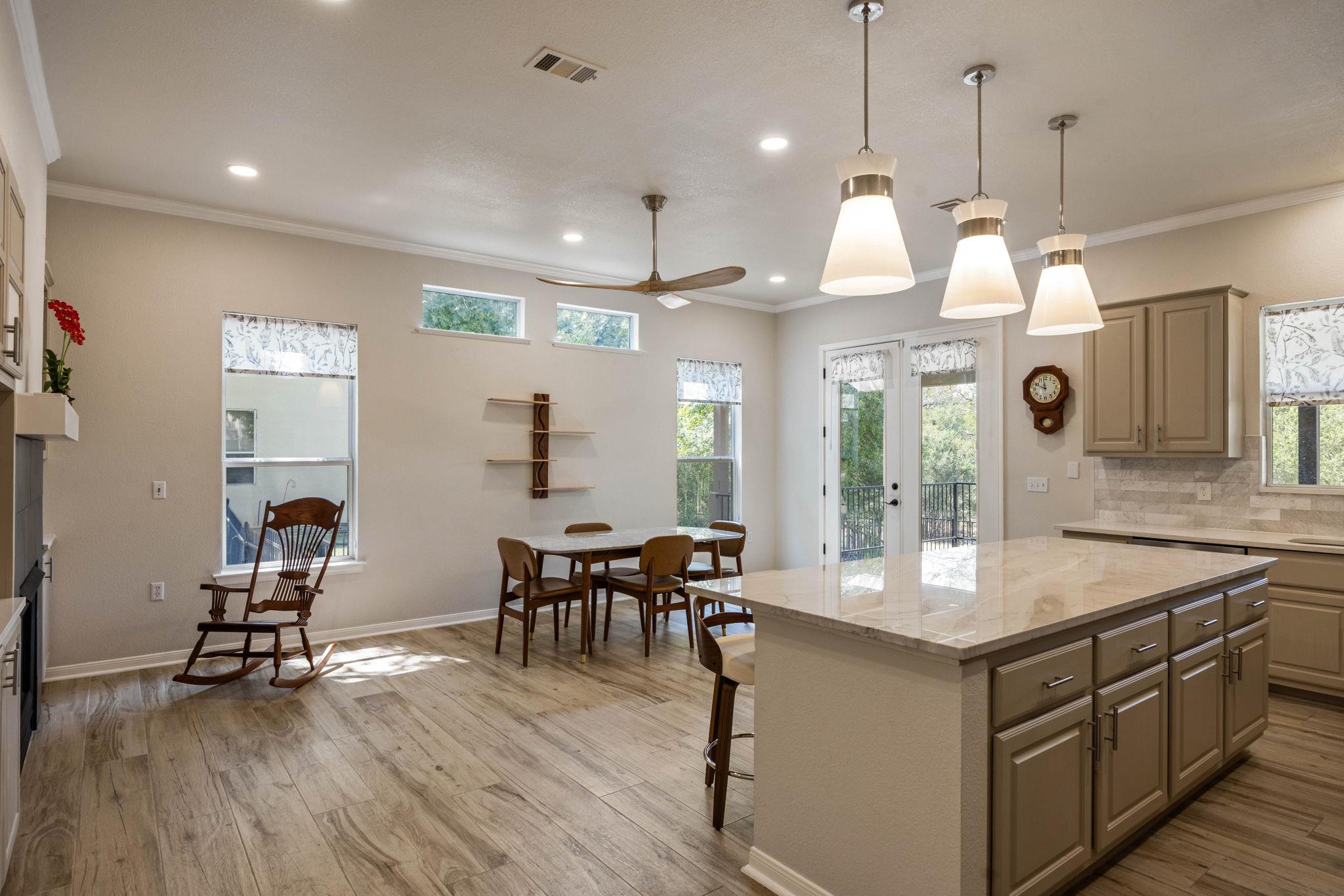 125 Crystal Springs DR