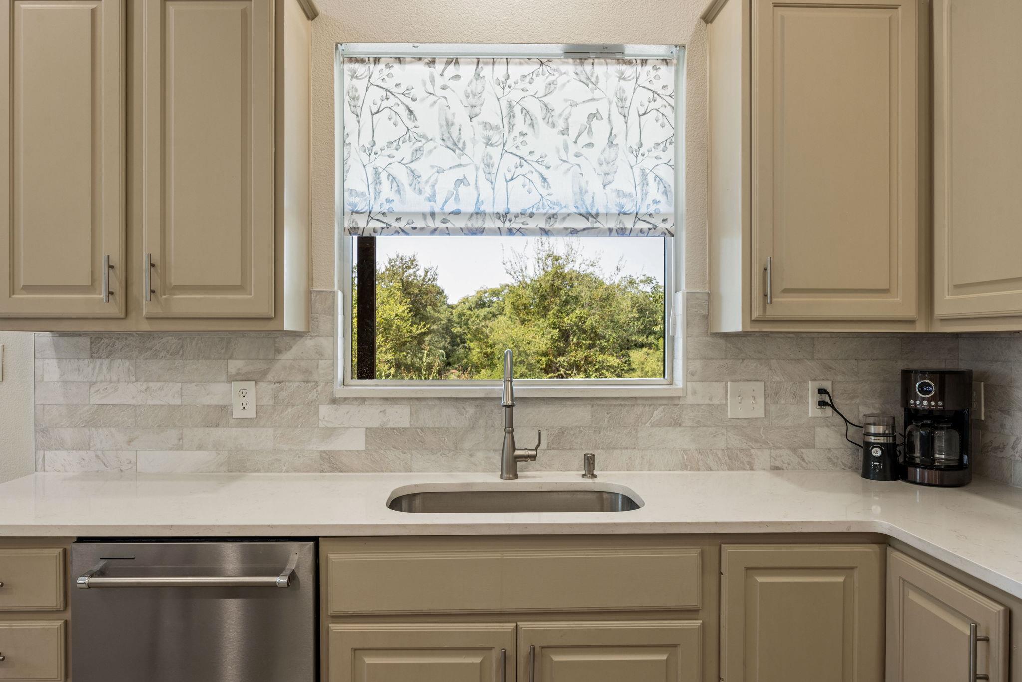 125 Crystal Springs DR