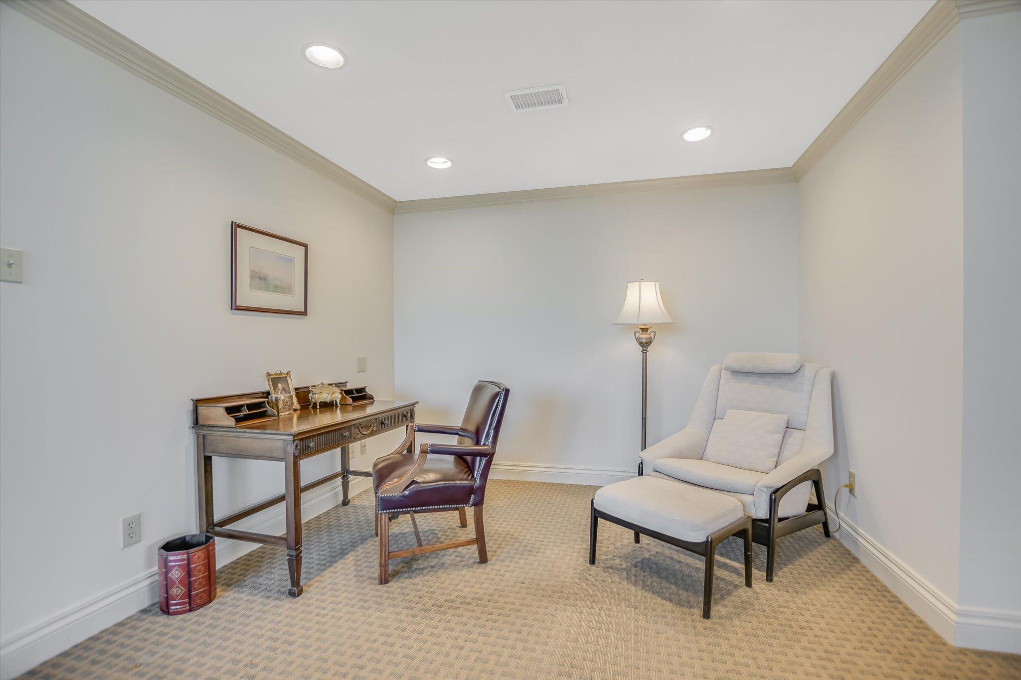 1801 Lavaca ST Unit: CDE