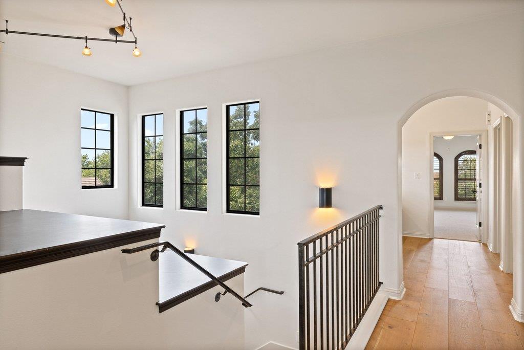 114 Golden Bear DR