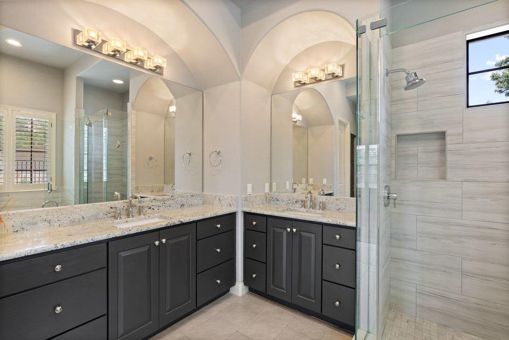 114 Golden Bear DR