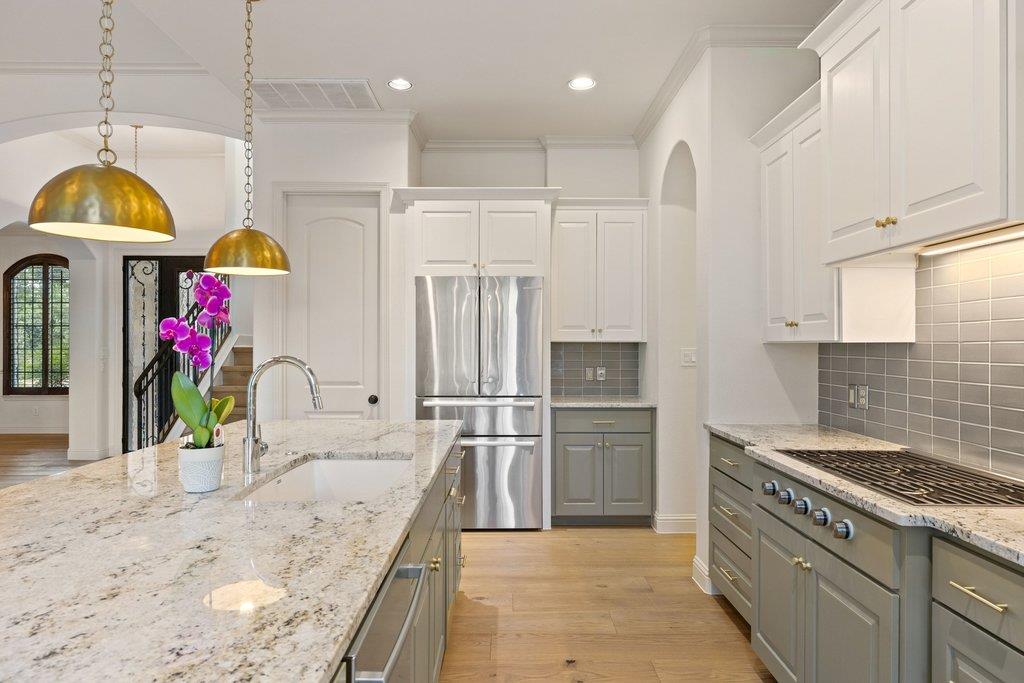 114 Golden Bear DR