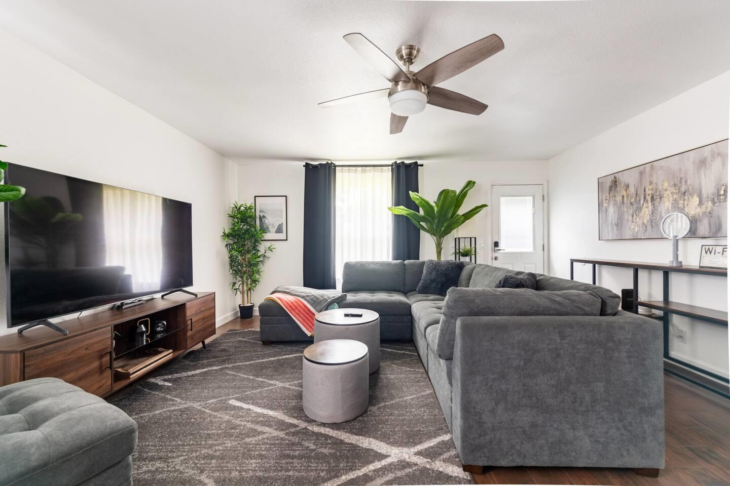 15217 Sabal Palm RD