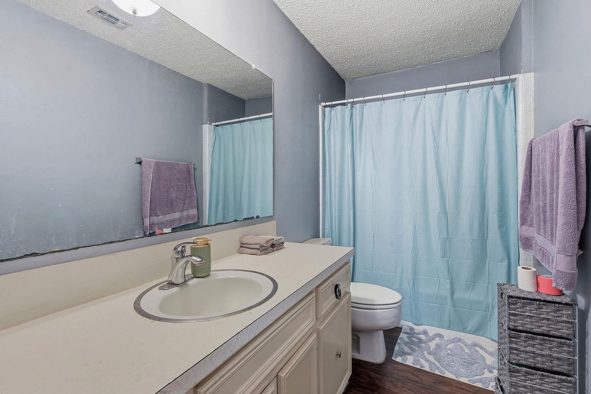 4008 Cima Serena DR Unit: A/B