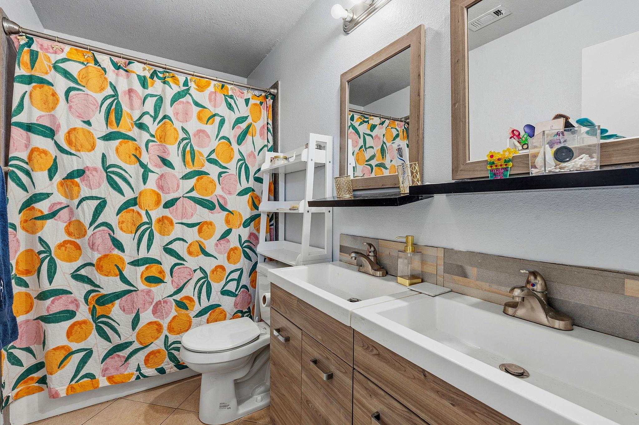 4008 Cima Serena DR Unit: A/B