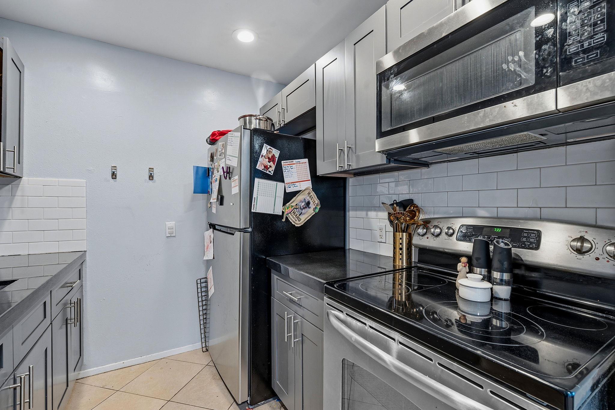 4008 Cima Serena DR Unit: A/B