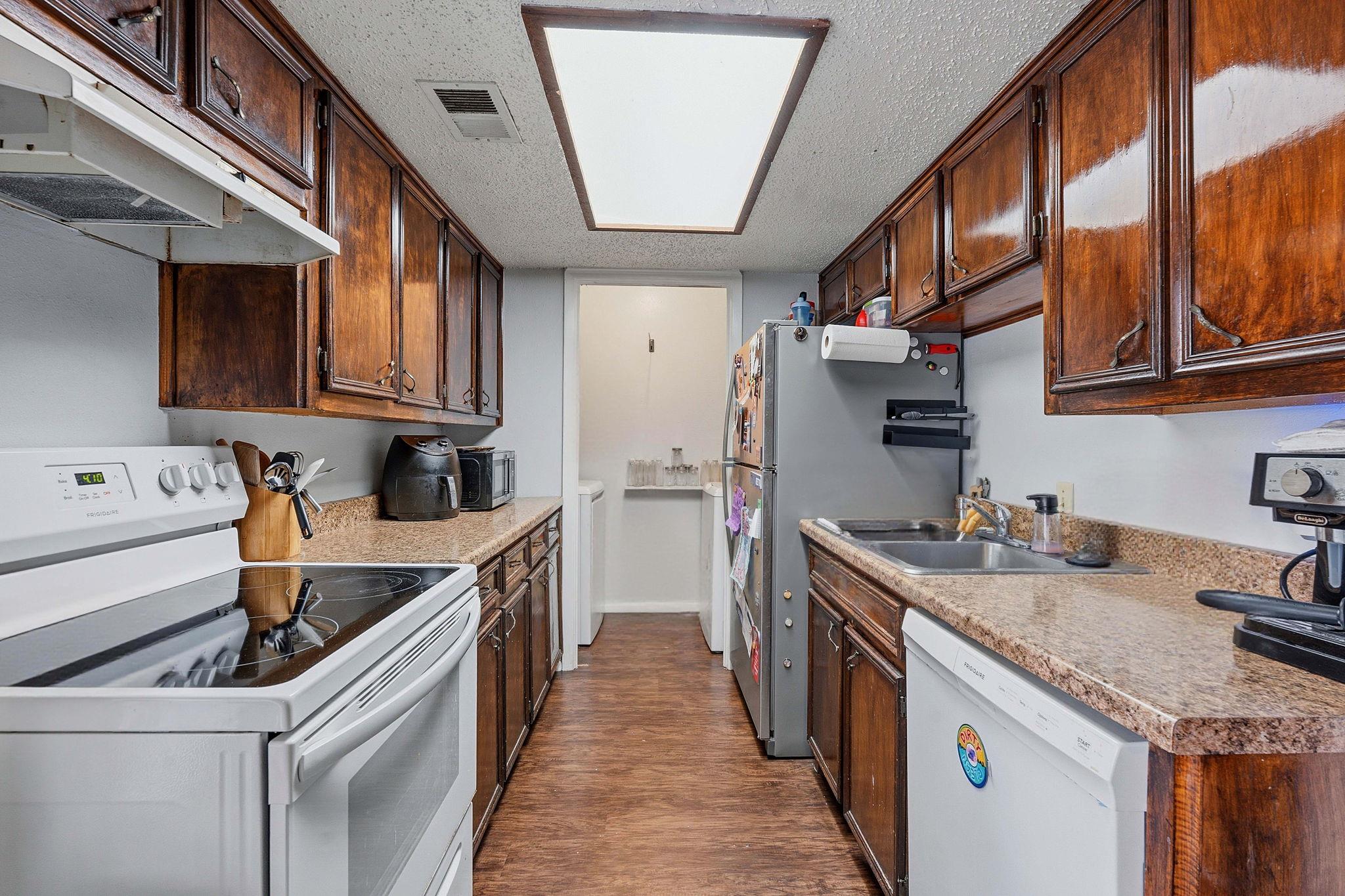 4008 Cima Serena DR Unit: A/B