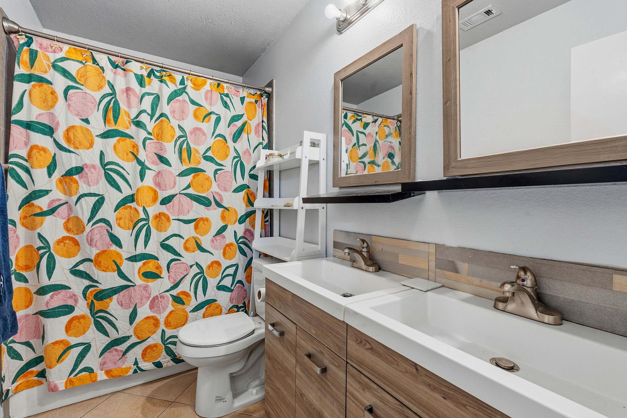 4008 Cima Serena DR Unit: A/B