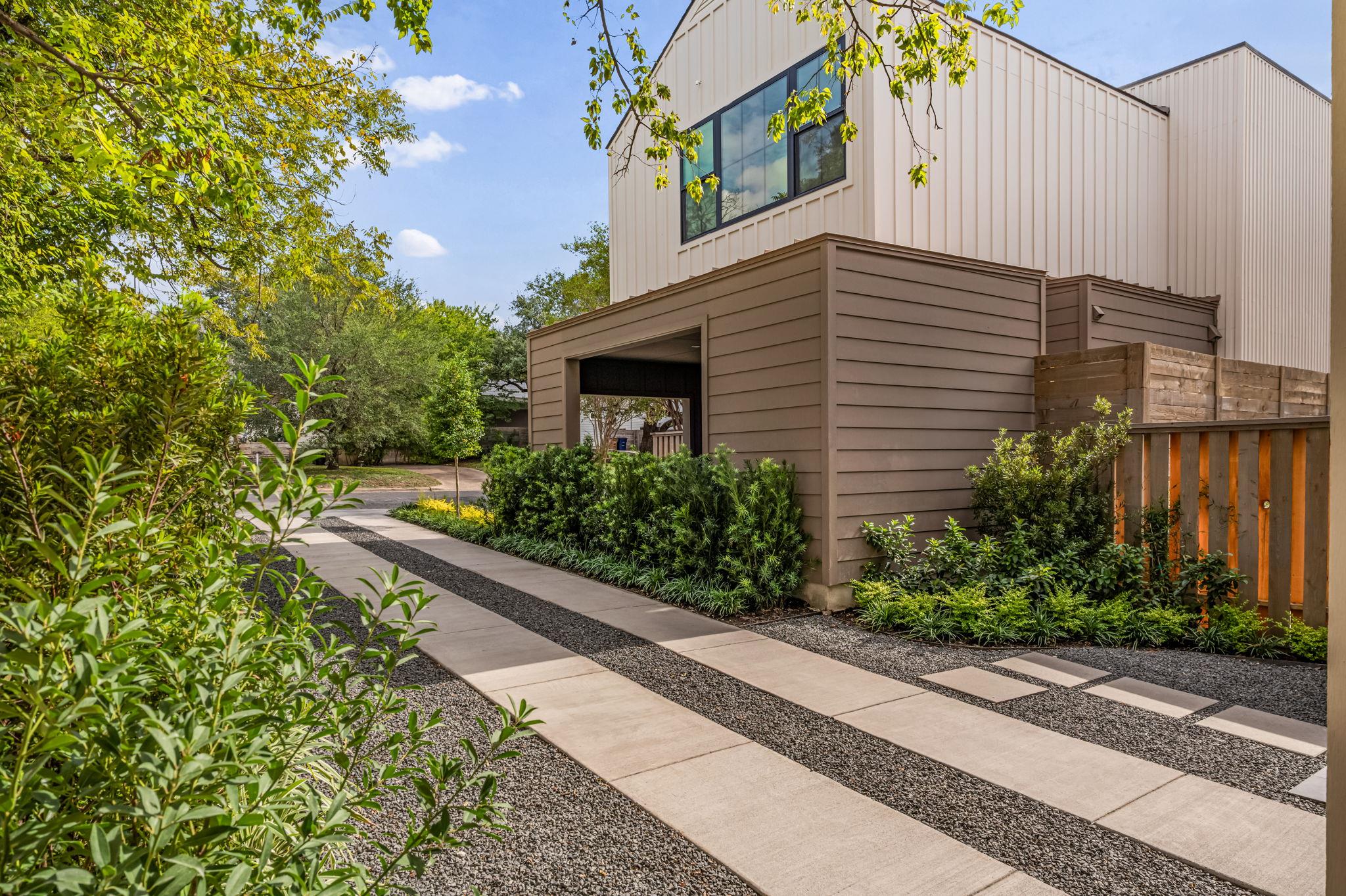 2404 Euclid Ave # 2