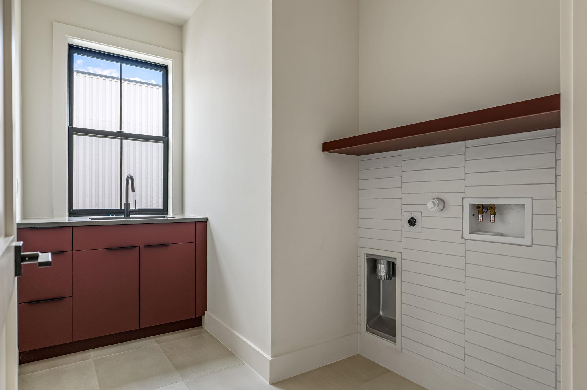 2404 Euclid Ave # 2