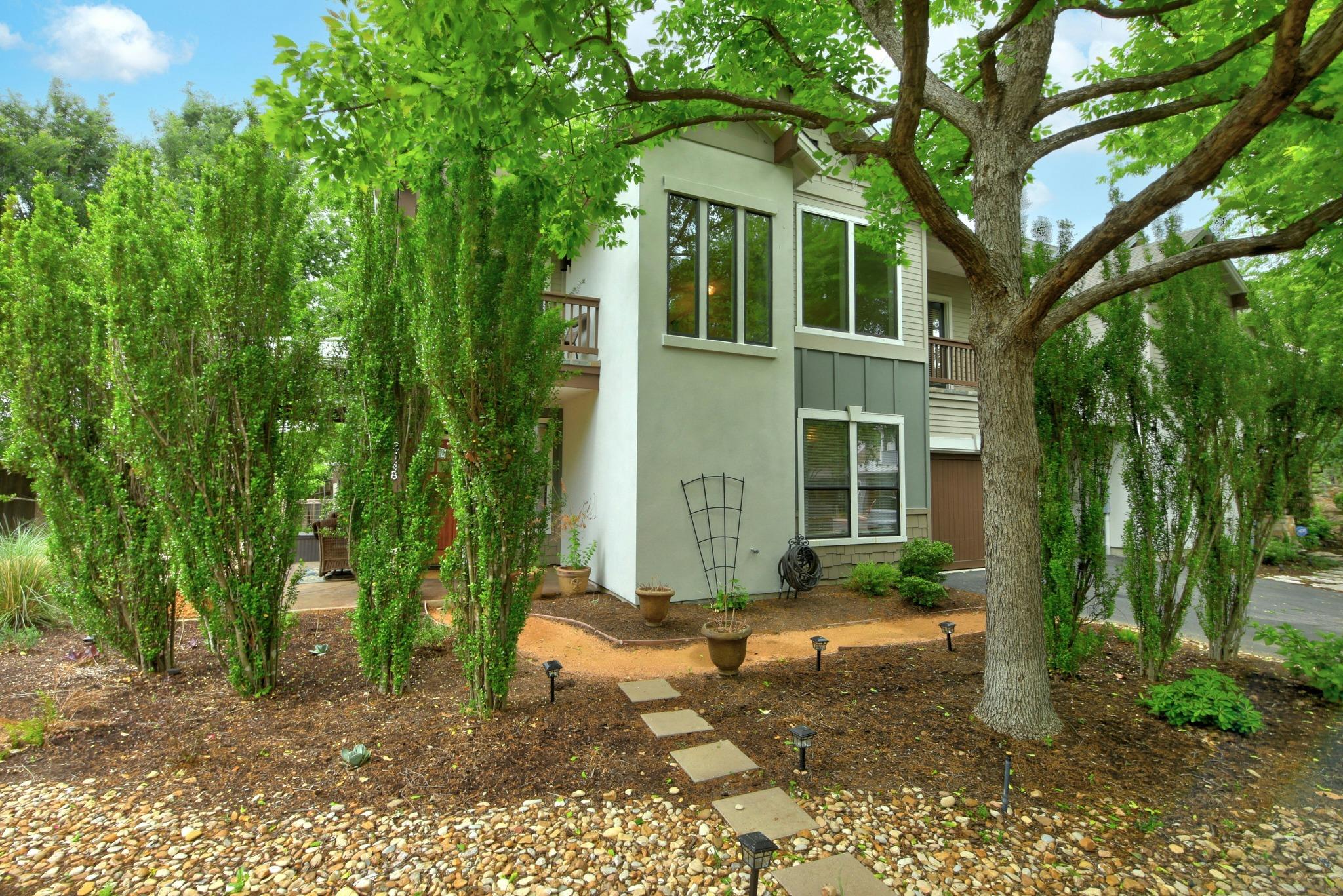 1314 Newning Ave # B
