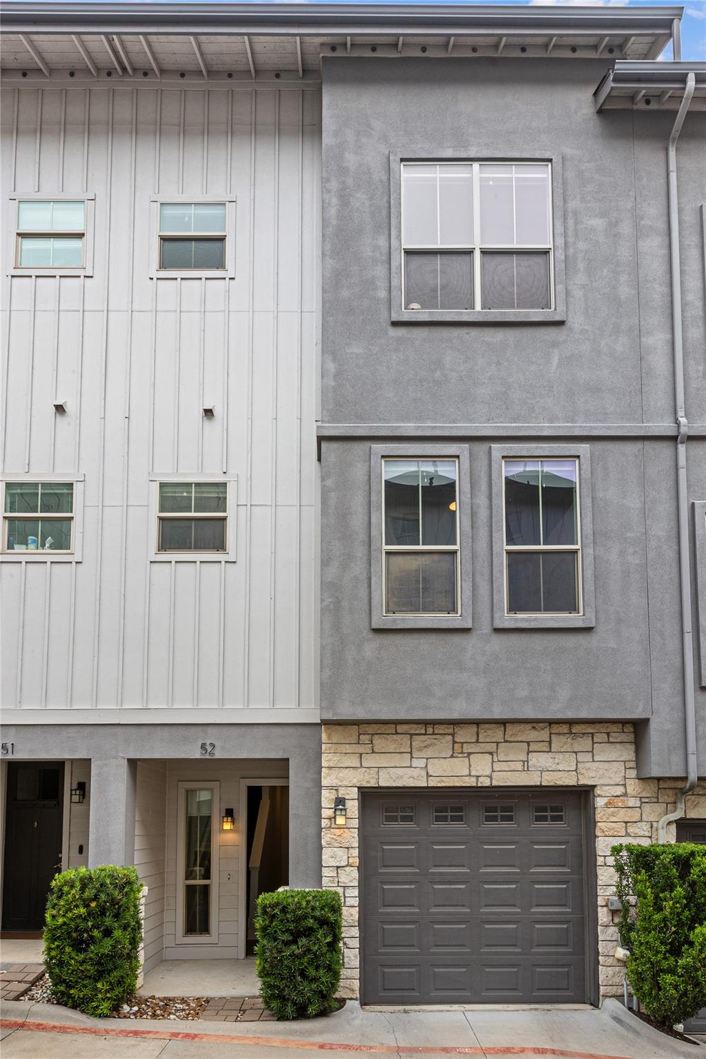 2520 Bluebonnet LN # 52
