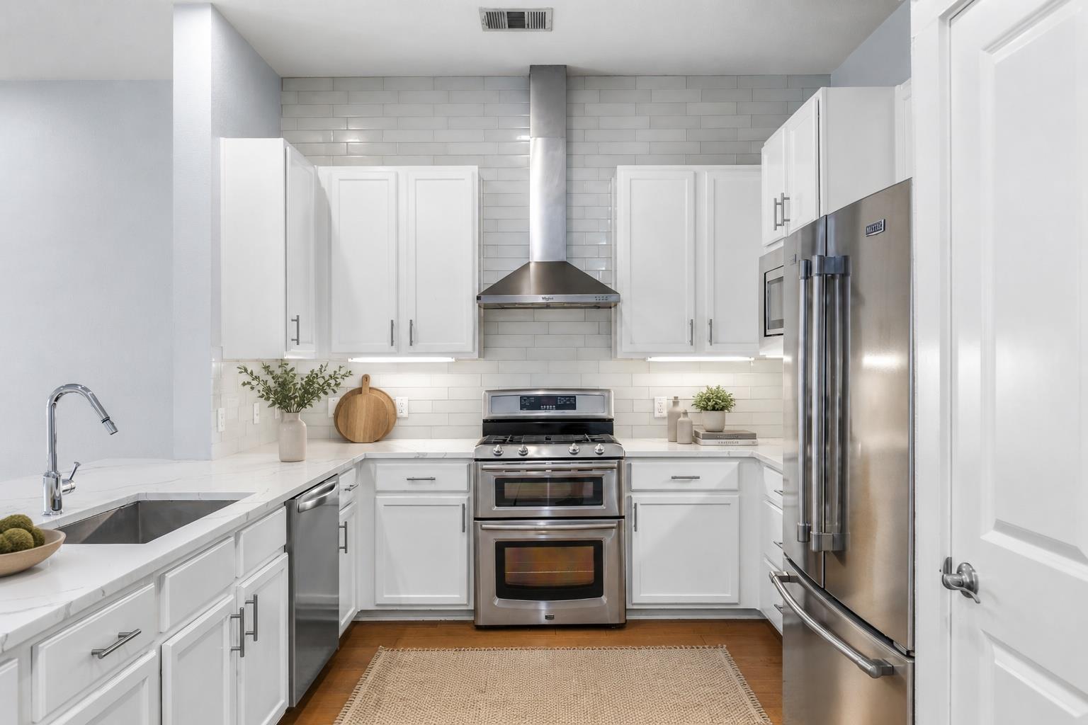 2520 Bluebonnet LN # 52