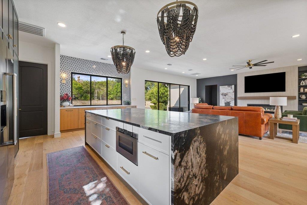 34 AUTUMN OAKS DR