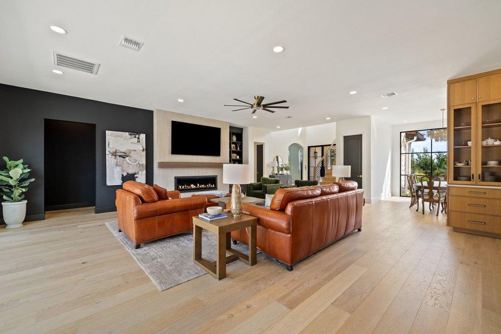 34 AUTUMN OAKS DR