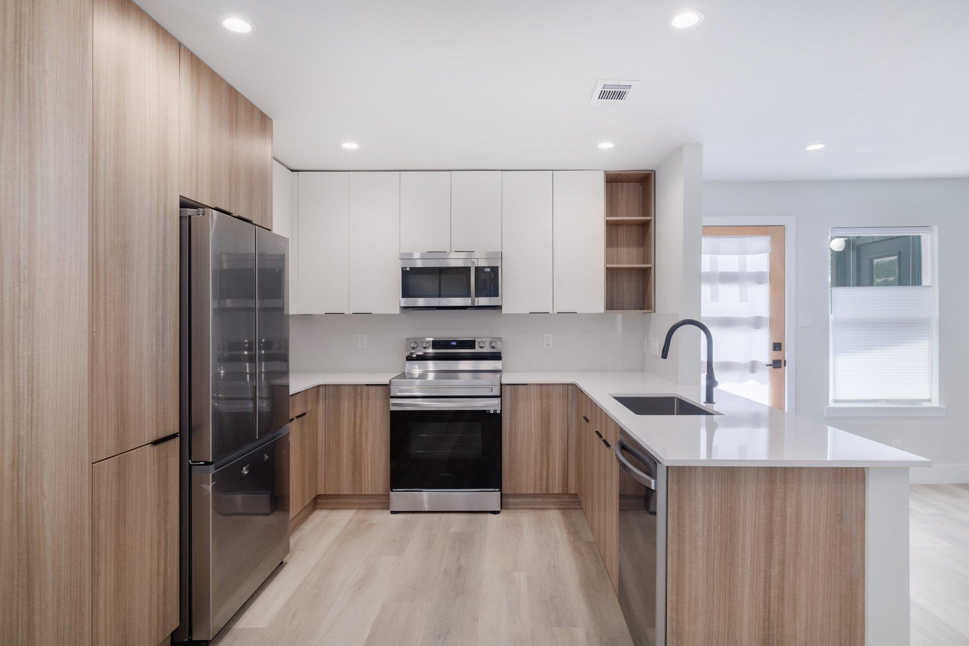 5304 Saint Georges GRN # D