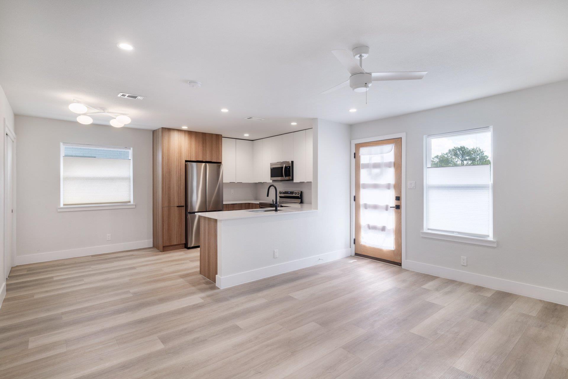 5304 Saint Georges GRN # D