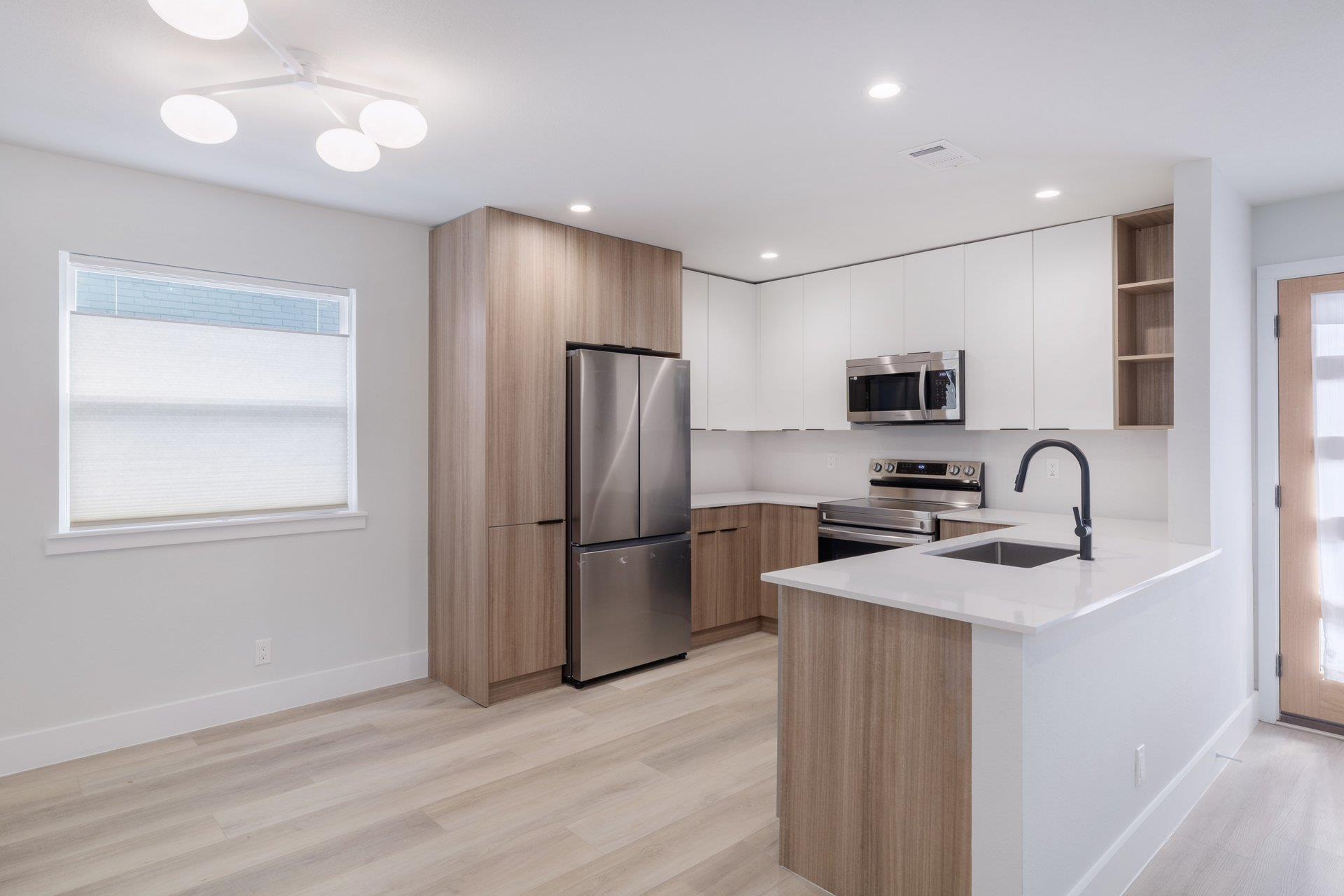 5304 Saint Georges GRN # D