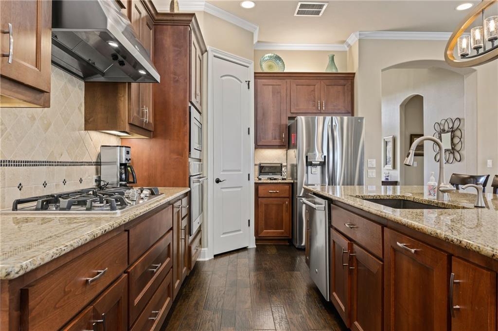 9200 Bayshore BND # 31