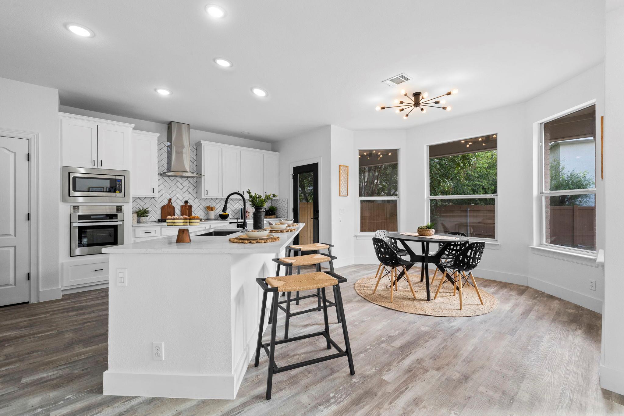 10909 River Plantation DR