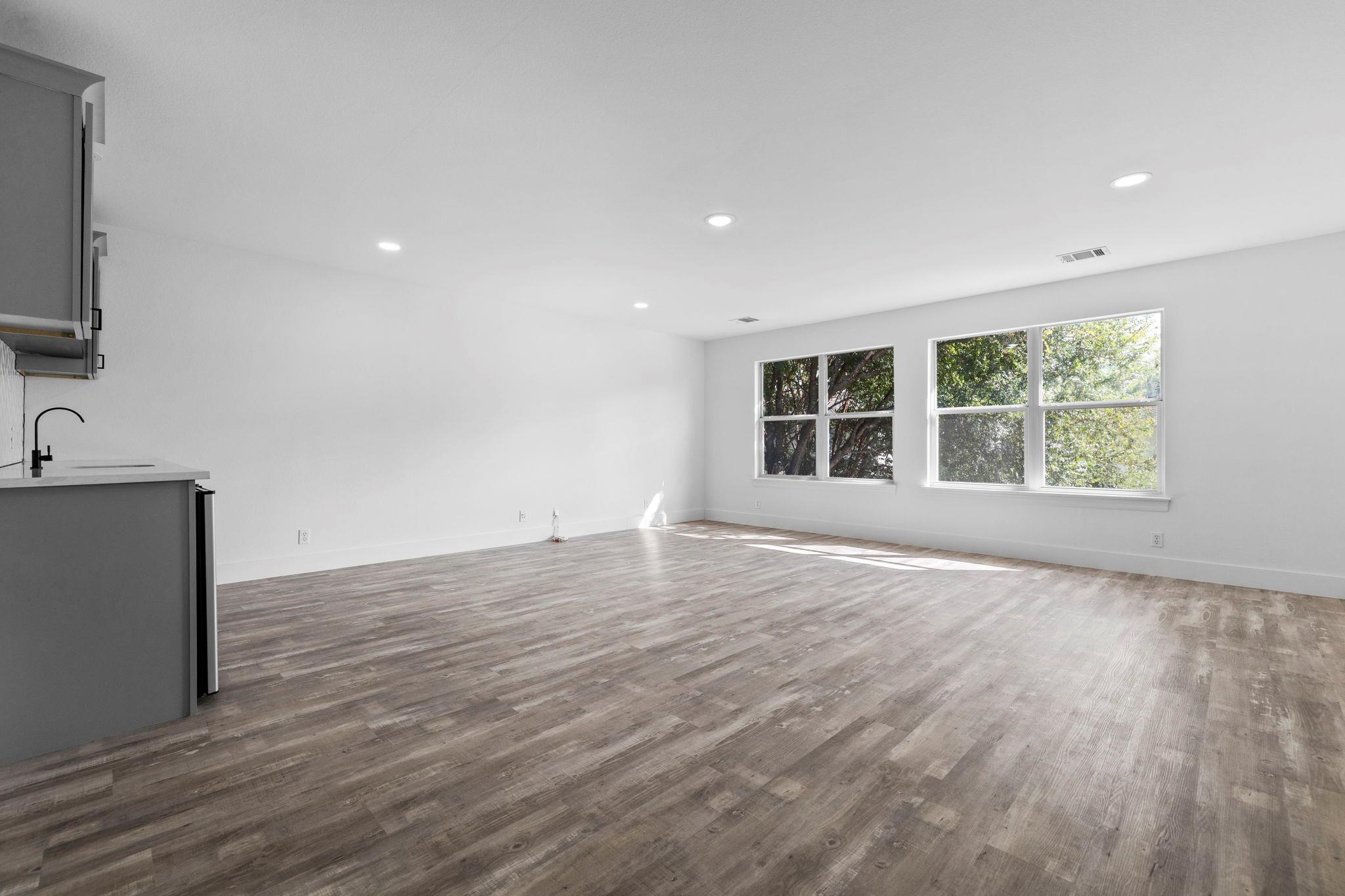 10909 River Plantation DR
